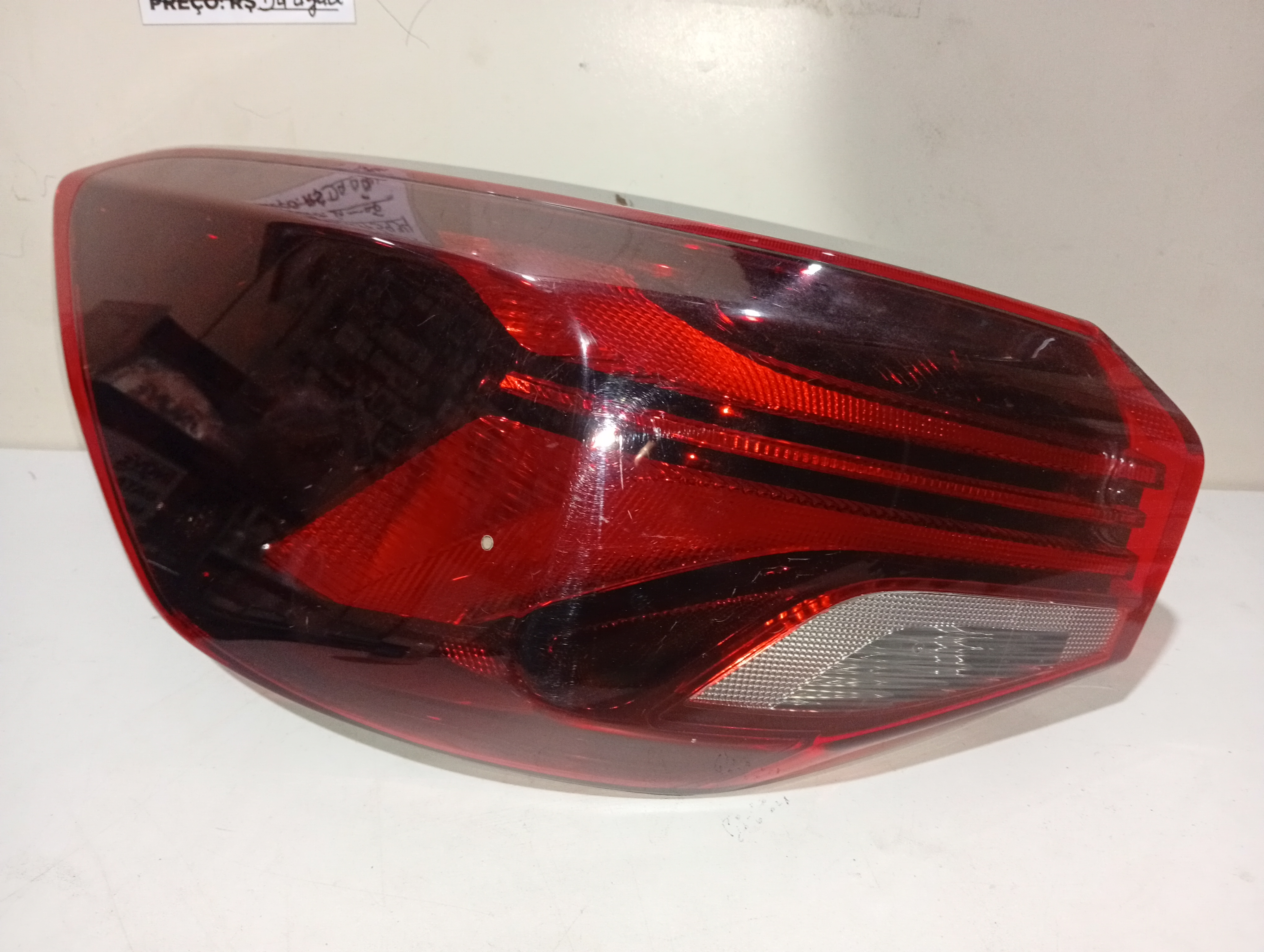 Lanterna Traseira Esquerda Original GM 26393725 - Imagem 1