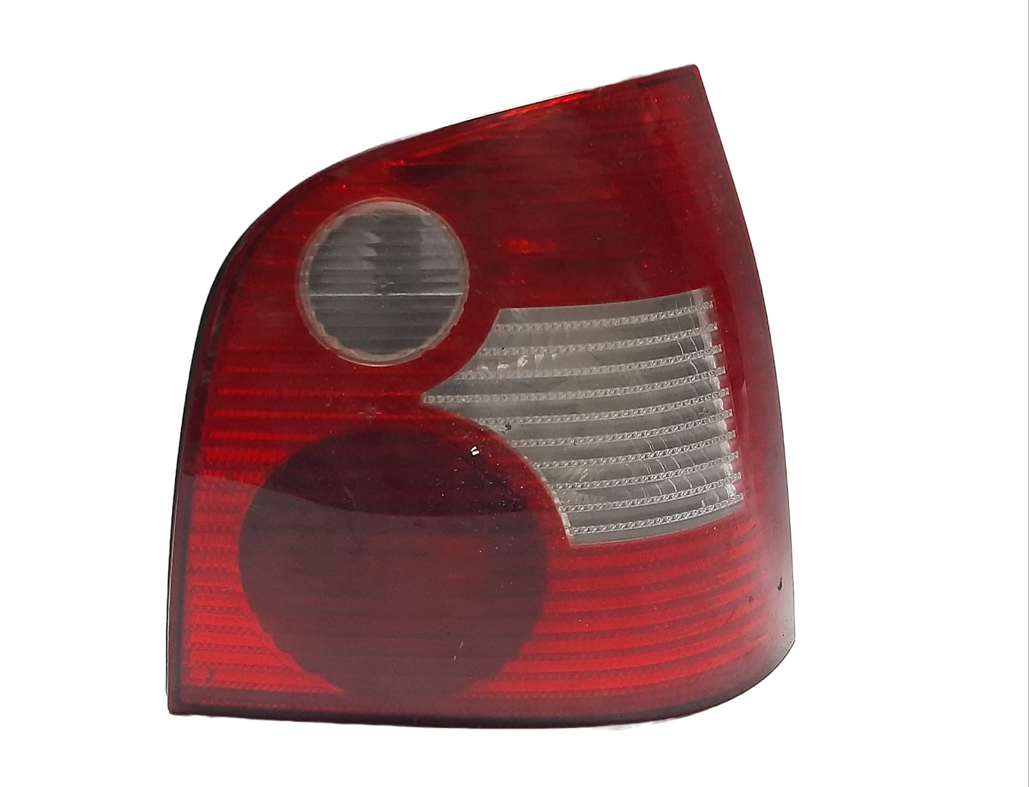 LANTERNA TRASEIRA POLO HATCH 2003/2006 BIGOLOR LD/CANTO USAD