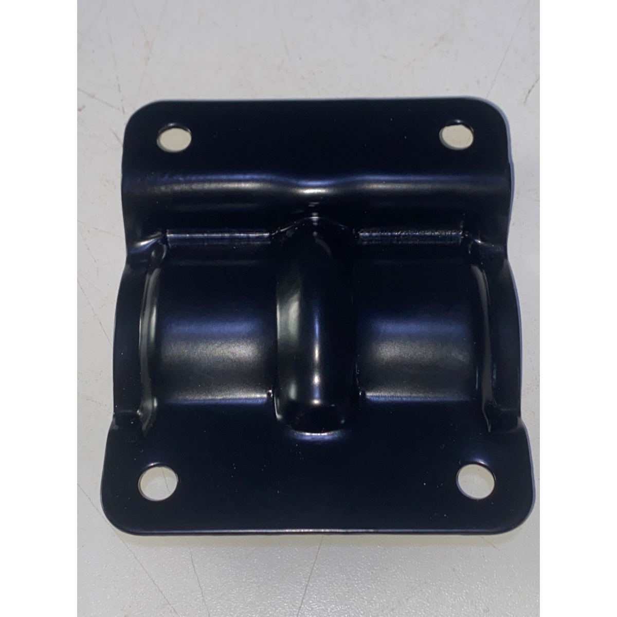Chapa Grampo Estabilizadora Traseiro MBenz L709/912/710 - Imagem 3