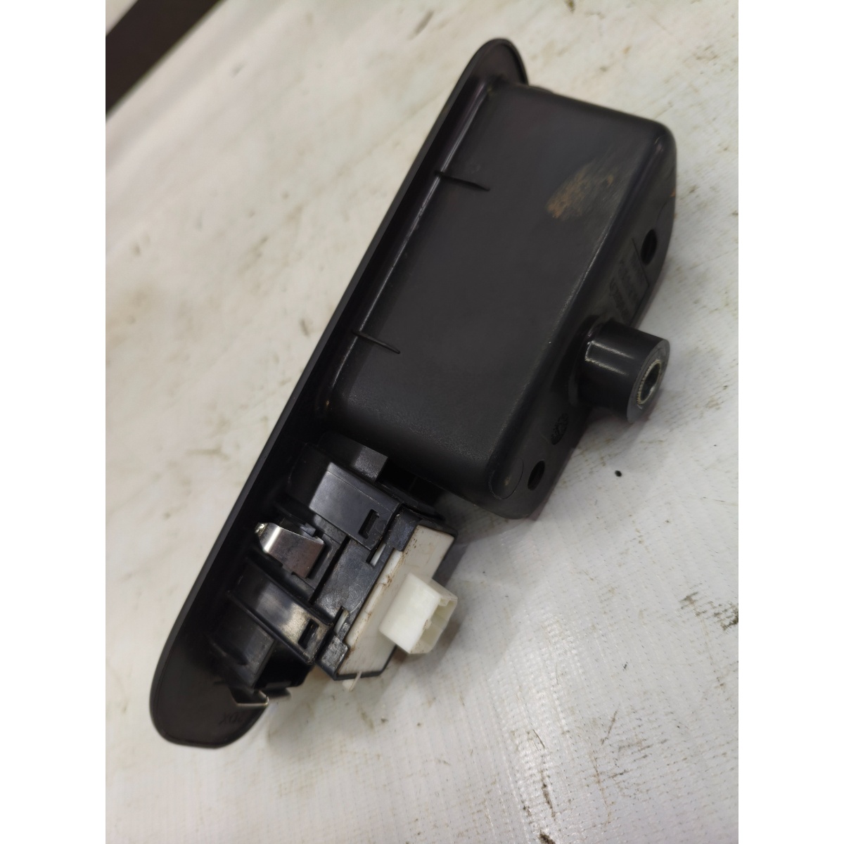 Botao Interruptor Vidro Traseiro Fiat Toro 2016 A 2024 B569 - Imagem 4