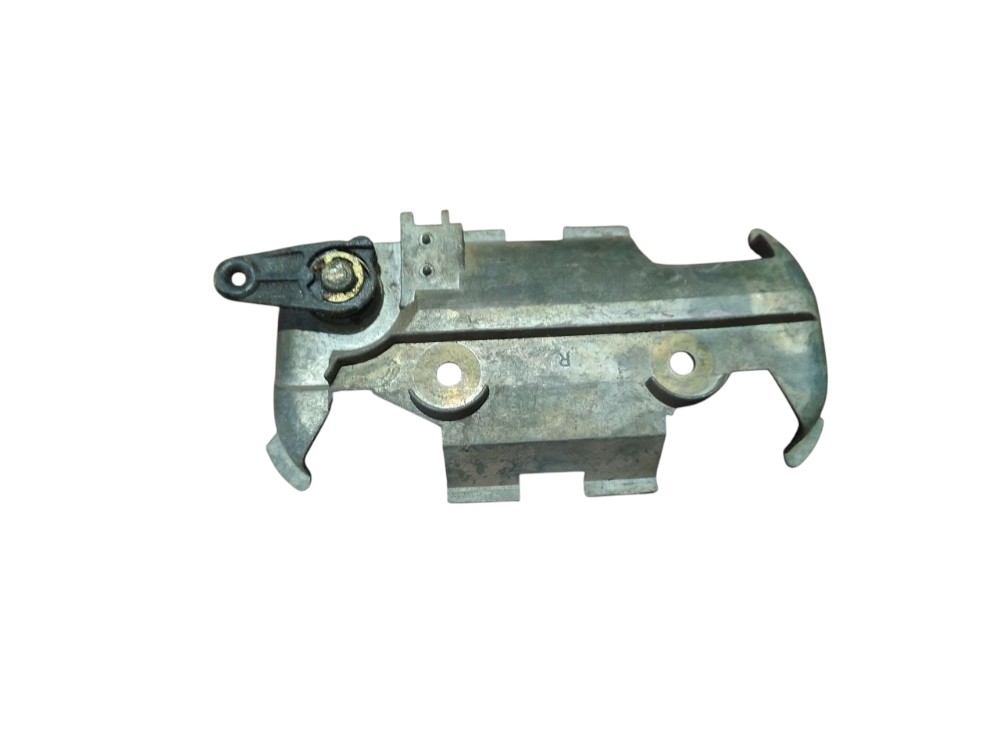 Suporte Maçaneta Externa Dianteira Direita Gm Corsa Classic
