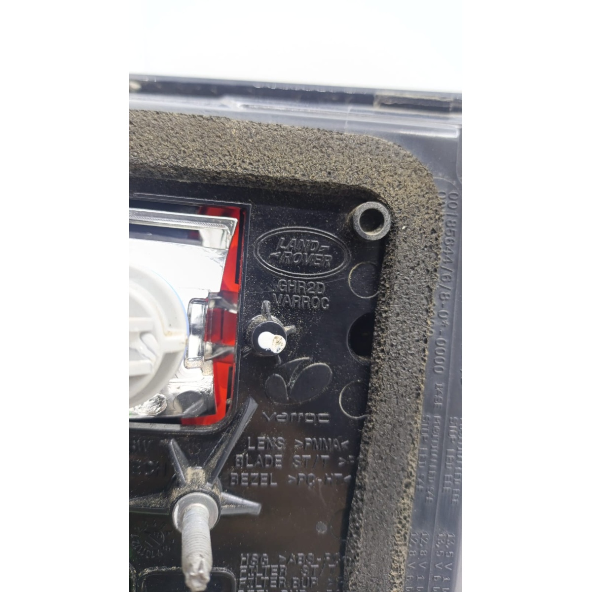 Lanterna Traseira Esquerda tampa Land Rover Discovery Sport - Imagem 2