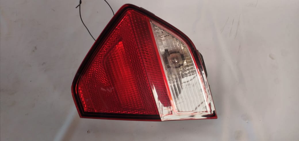 LANTERNA  TRASEIRA VOYAGE G6 2013/2016 TAMPA LD USADA @
