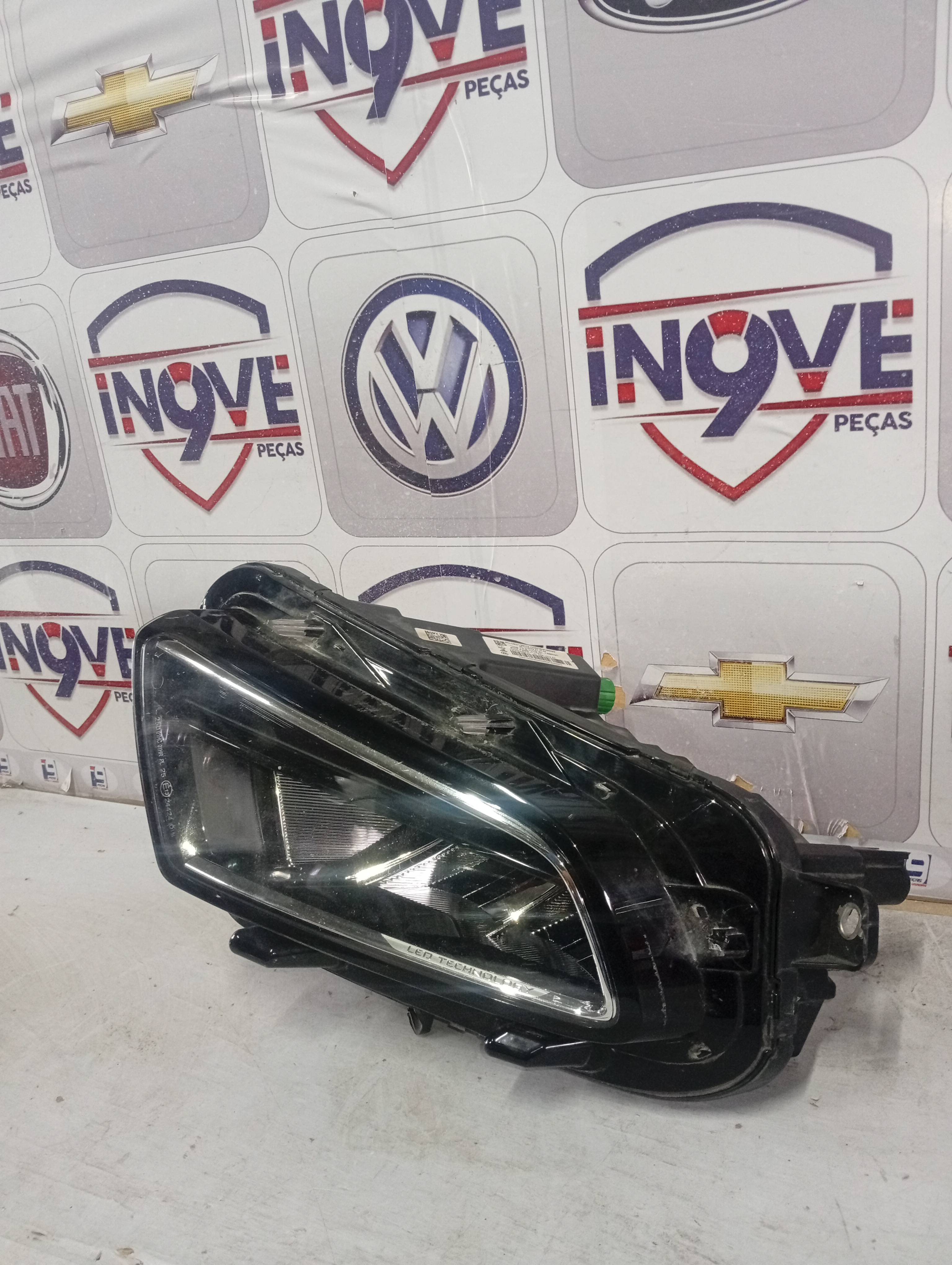 Farol Principal Fiat Toro 2022 a 2024 Lado Esquerdo - Imagem 2