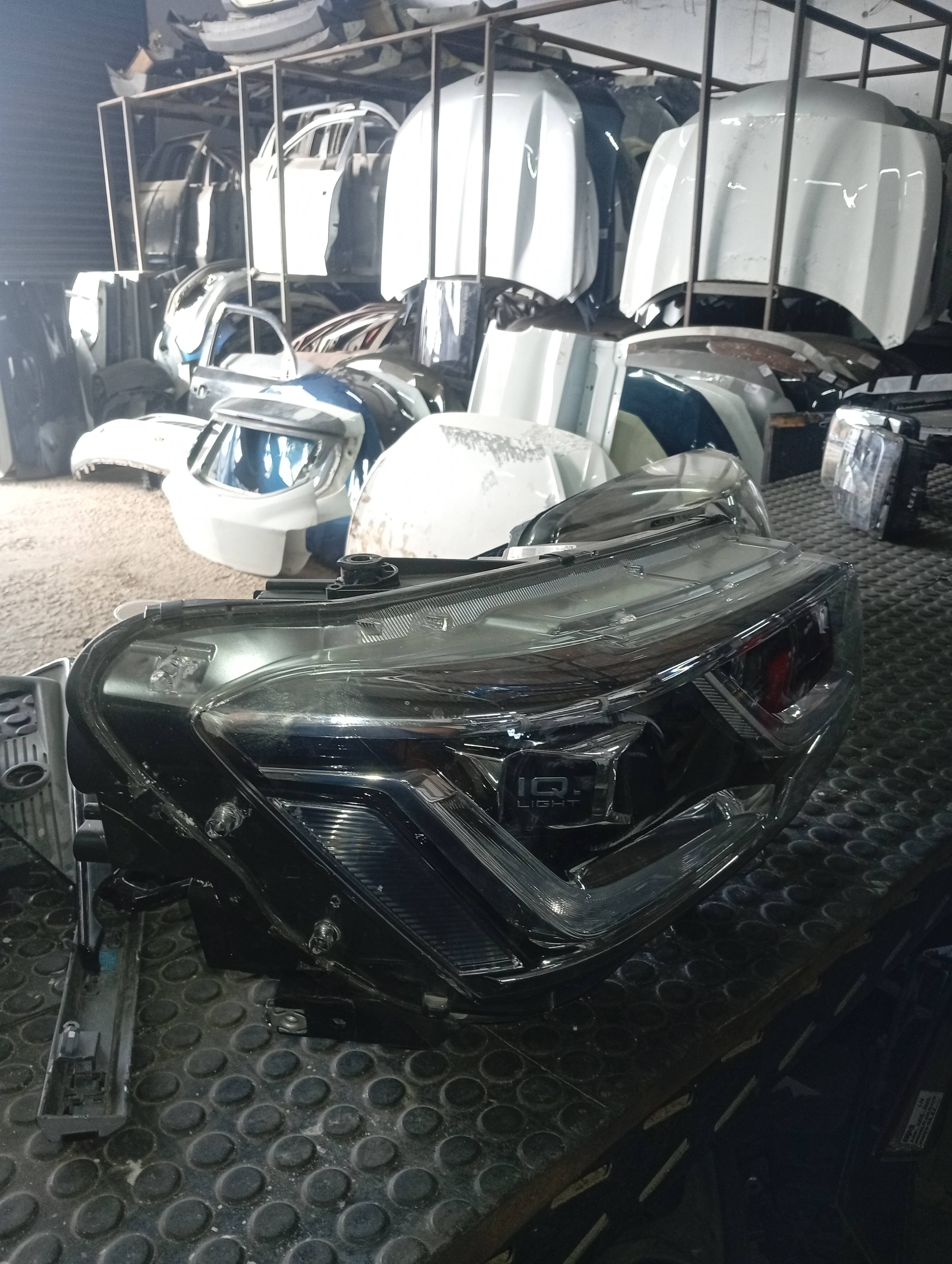 Farol Direito Full Led Volkswagen Taos - Imagem 2