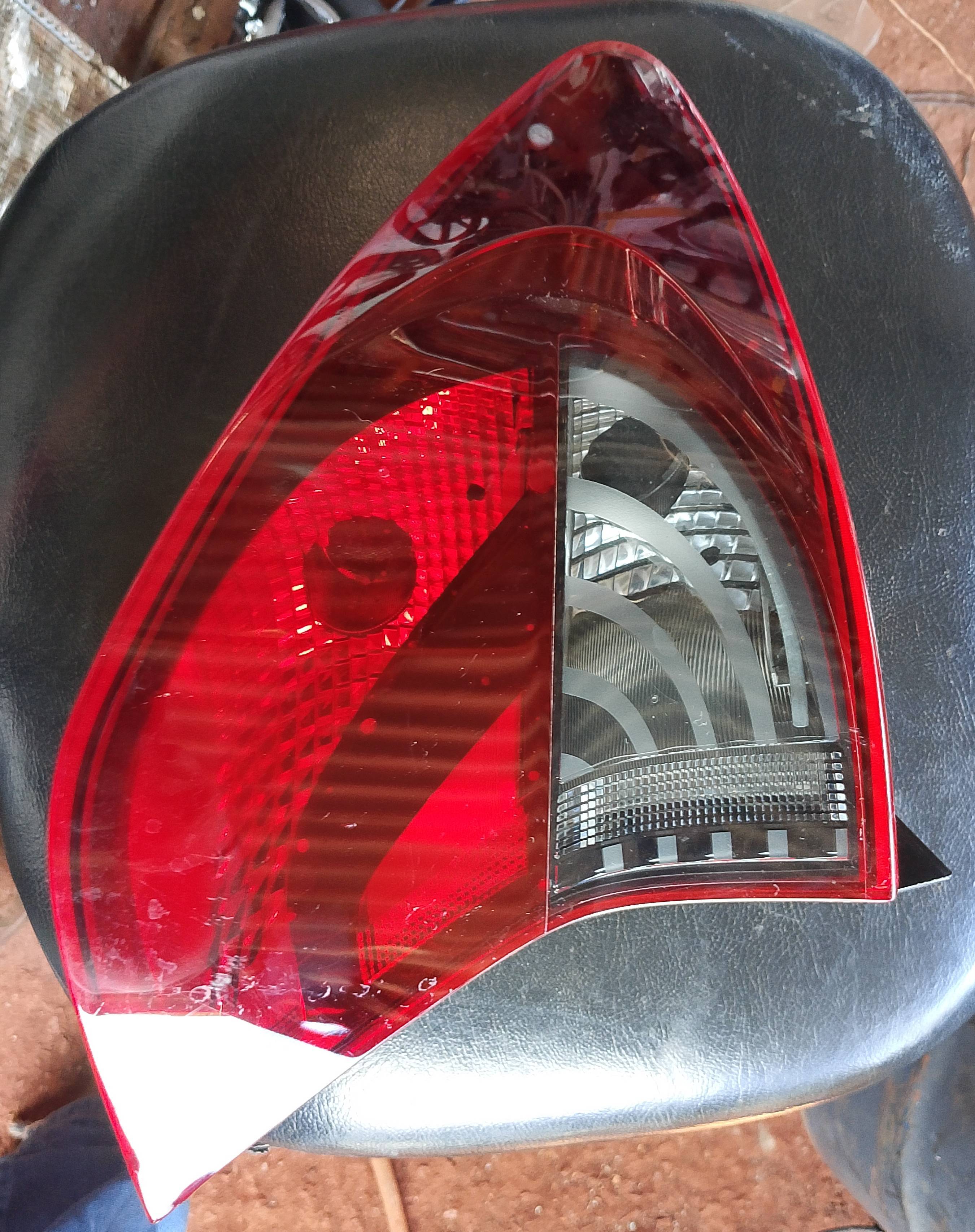 Lanterna Traseira Hb20 - Imagem 1