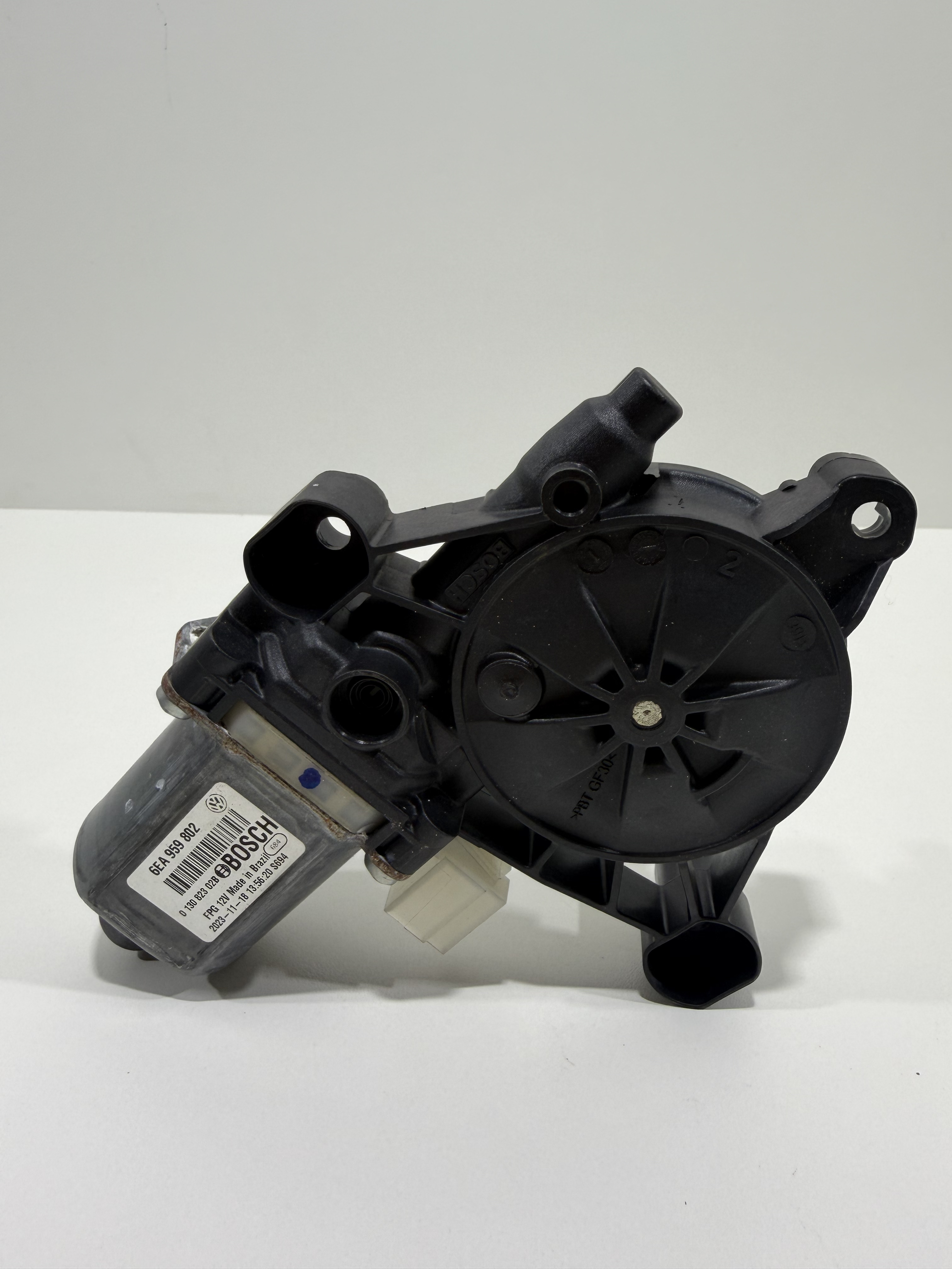 Motor Vidro Diant Dir VW Polo Track 6EA959802