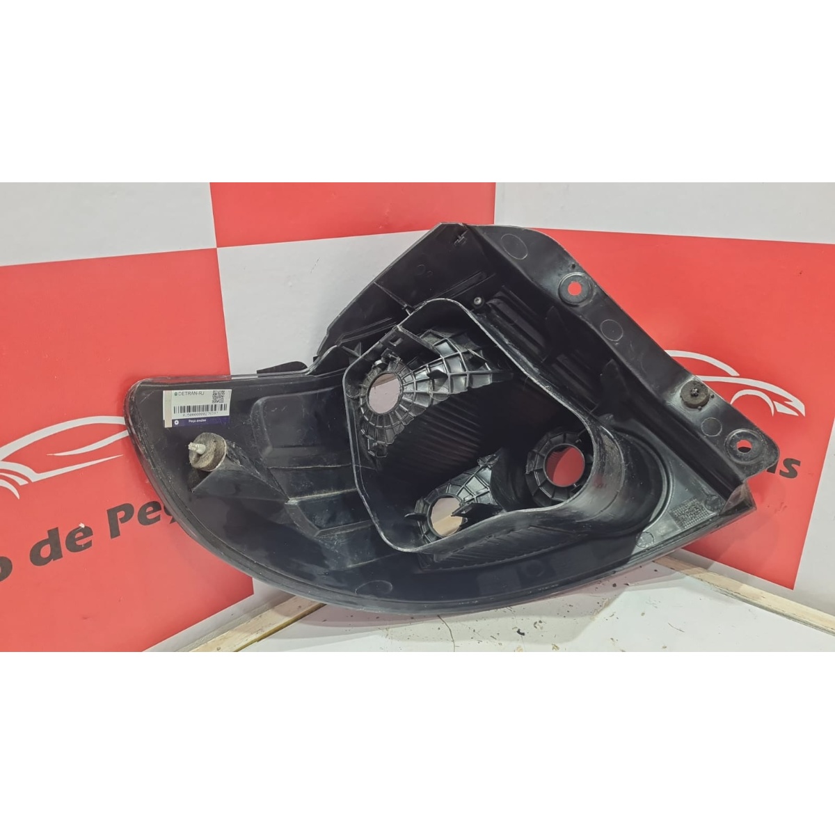 Lanterna Direita Ford KA 2011 a 2013 - Imagem 2