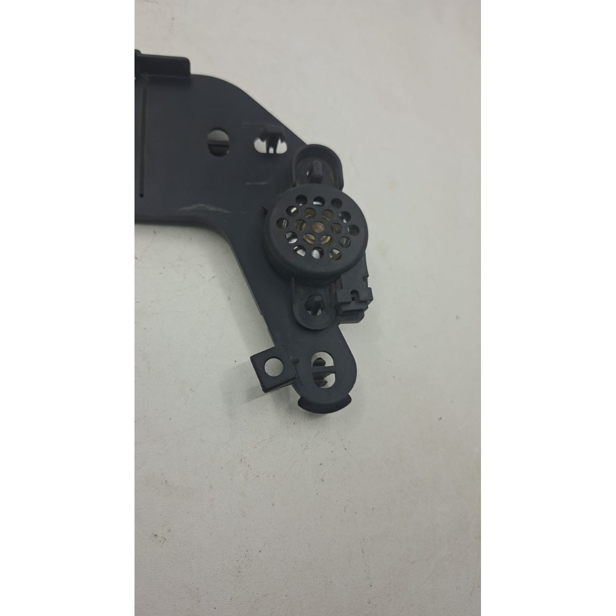 Suporte Som De Estacionamento Vw Polo 2007 A 2012 - Preto - Imagem 3