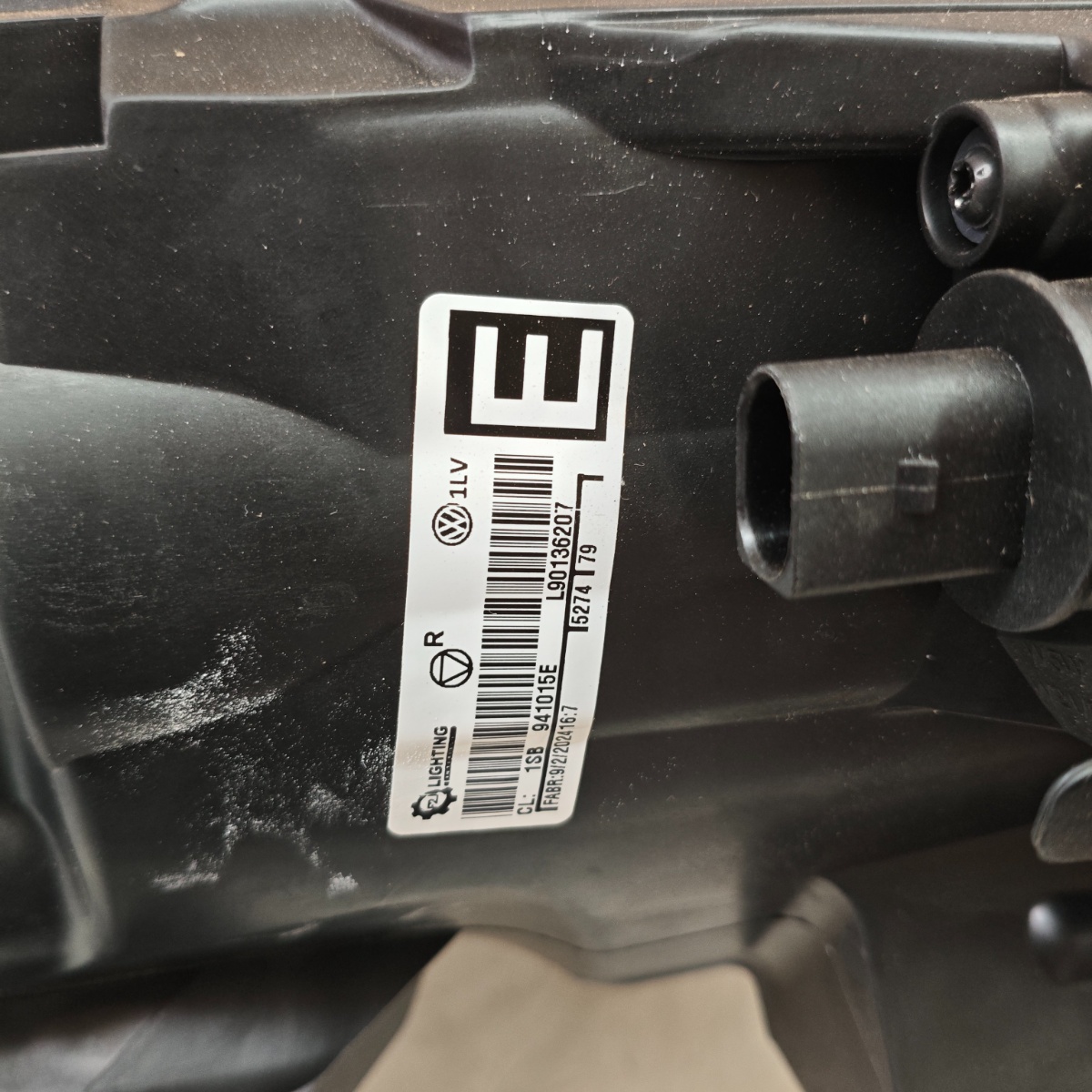 Farol Esquerdo Volkswagen Up 2018 a 2021 Original - Imagem 6