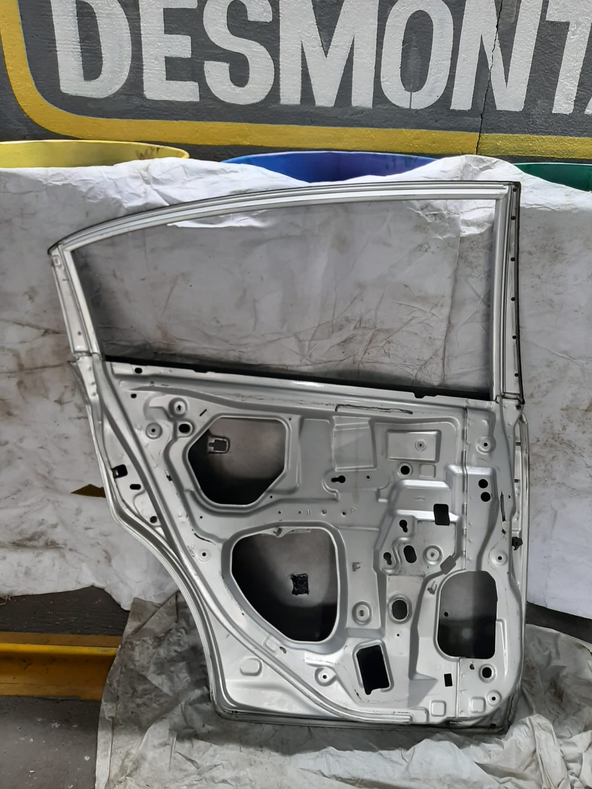 PORTA TRAS SENTRA 07/12 LE PRATA - Imagem 2