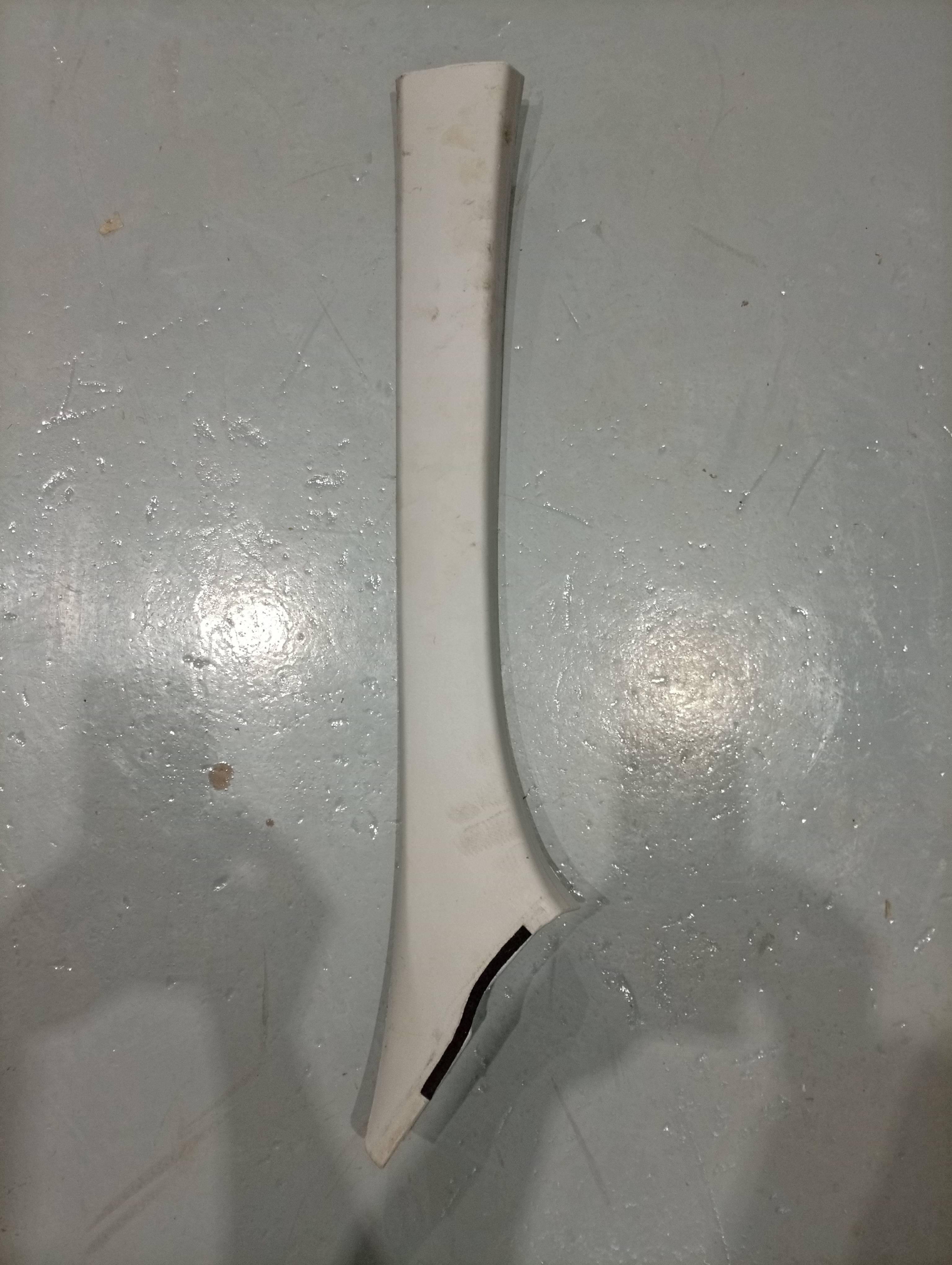 Moldura Coluna Para Brisa Vectra Elegance Lado Direito