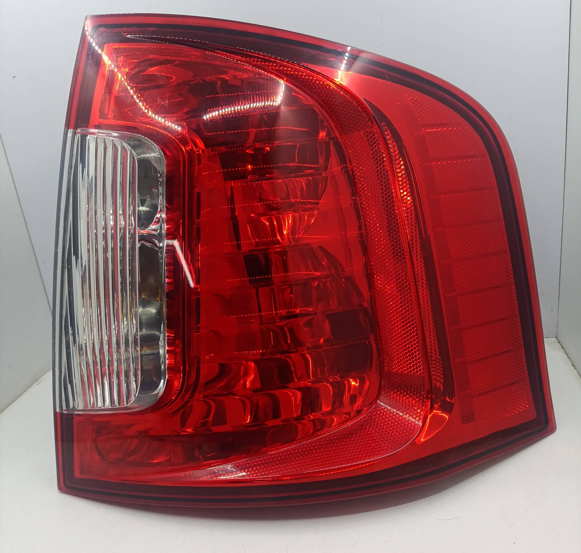 Lanterna Traseira Lado Direito Ford Edge
