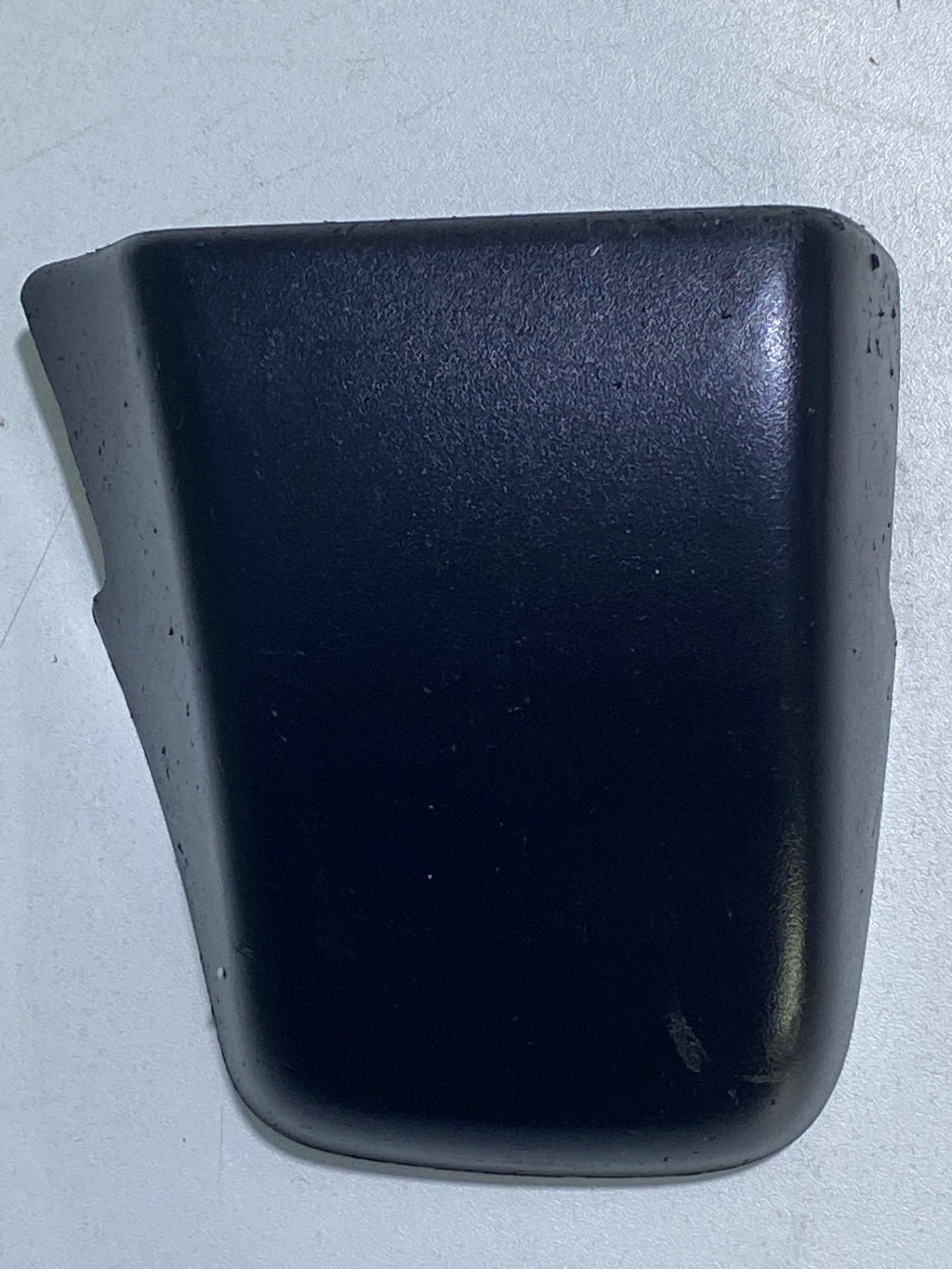 Acabamento Dobradiça Porta Esquerda Scania Série 5/Pgr 08/18