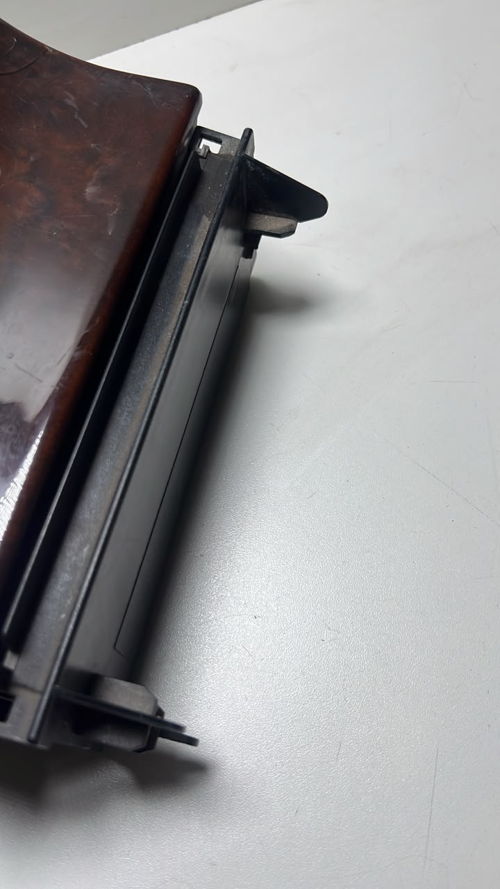 Cinzeiro Console Central Mercedes-Benz E320 1995 e 2003 - Imagem 4