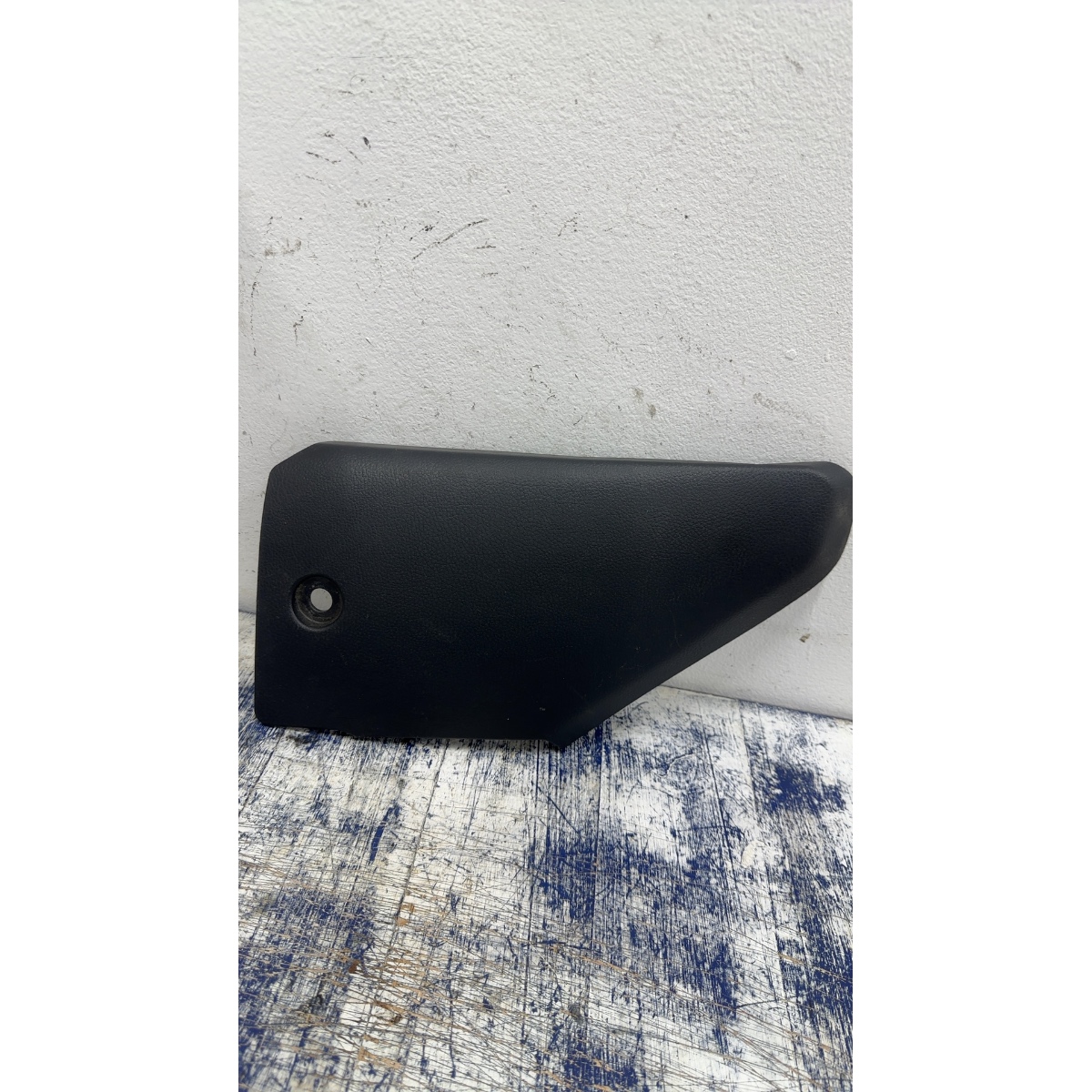 Painel De Acabamento Lado Direito Nissan Tiida