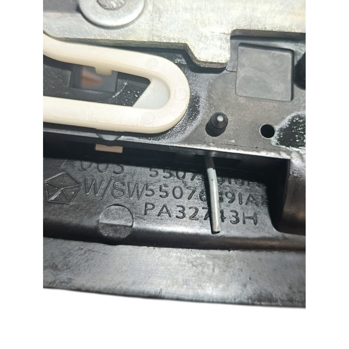 maçaneta externa tampa traseira jeep Cherokee XJ 1997/2001 - Imagem 8