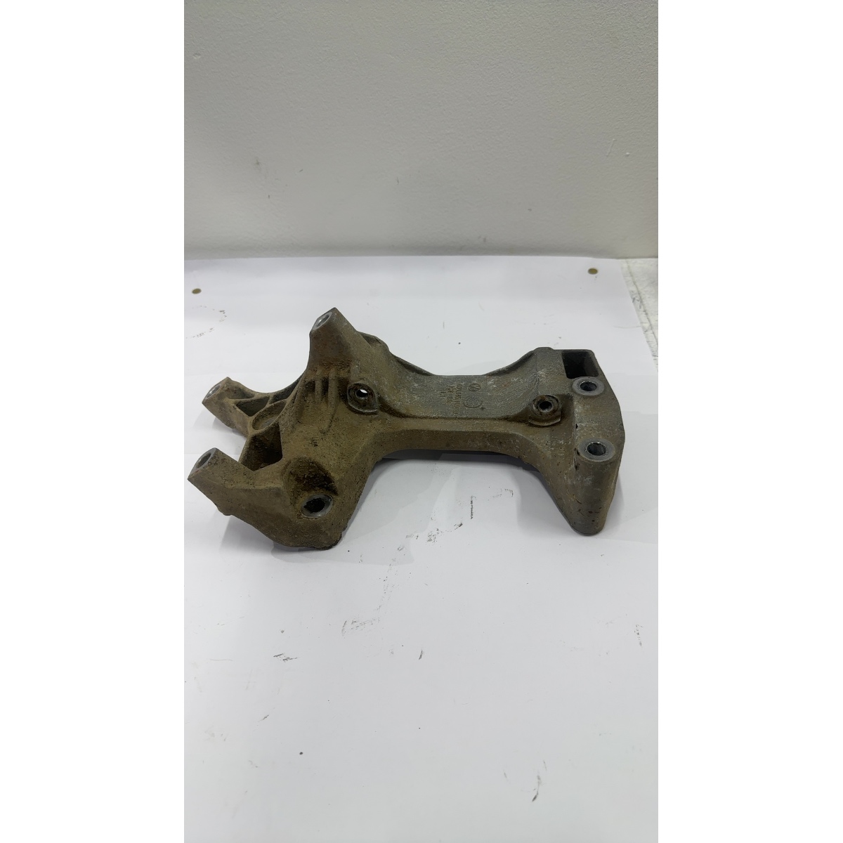 Suporte Compressor Ar Gol G5 G6 Fox 1.6 030145169Ad (Só Ar) - Imagem 2