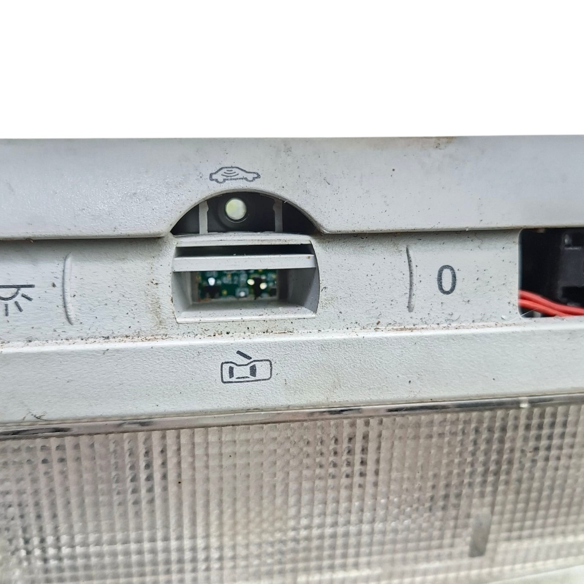 Lanterna Luz Teto Vw Crossfox Space Fox 2011 A 15 Detalhe - Imagem 7