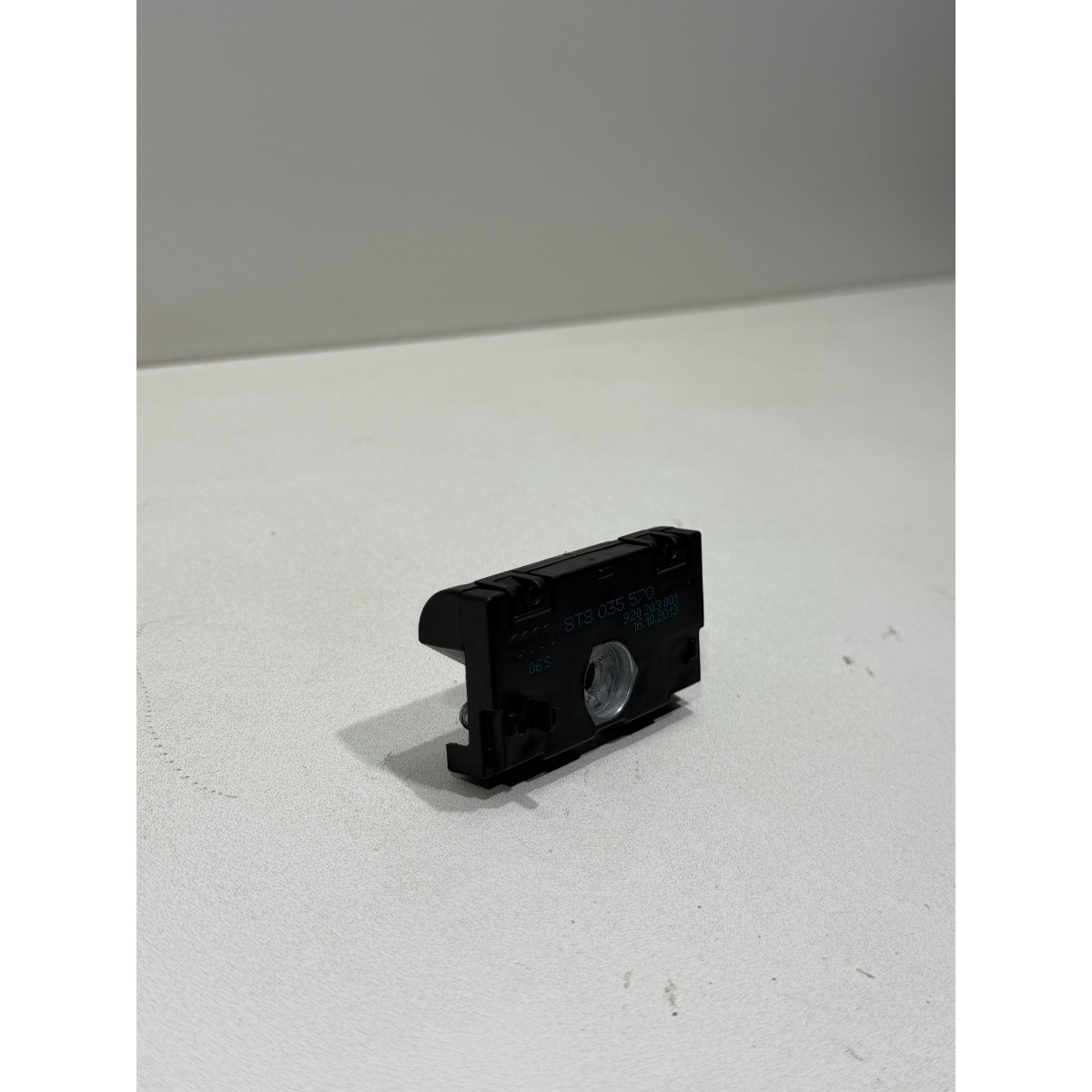 Módulo Supressor De Ruído Audi A3 2014 2020 8T8035570 - Imagem 2