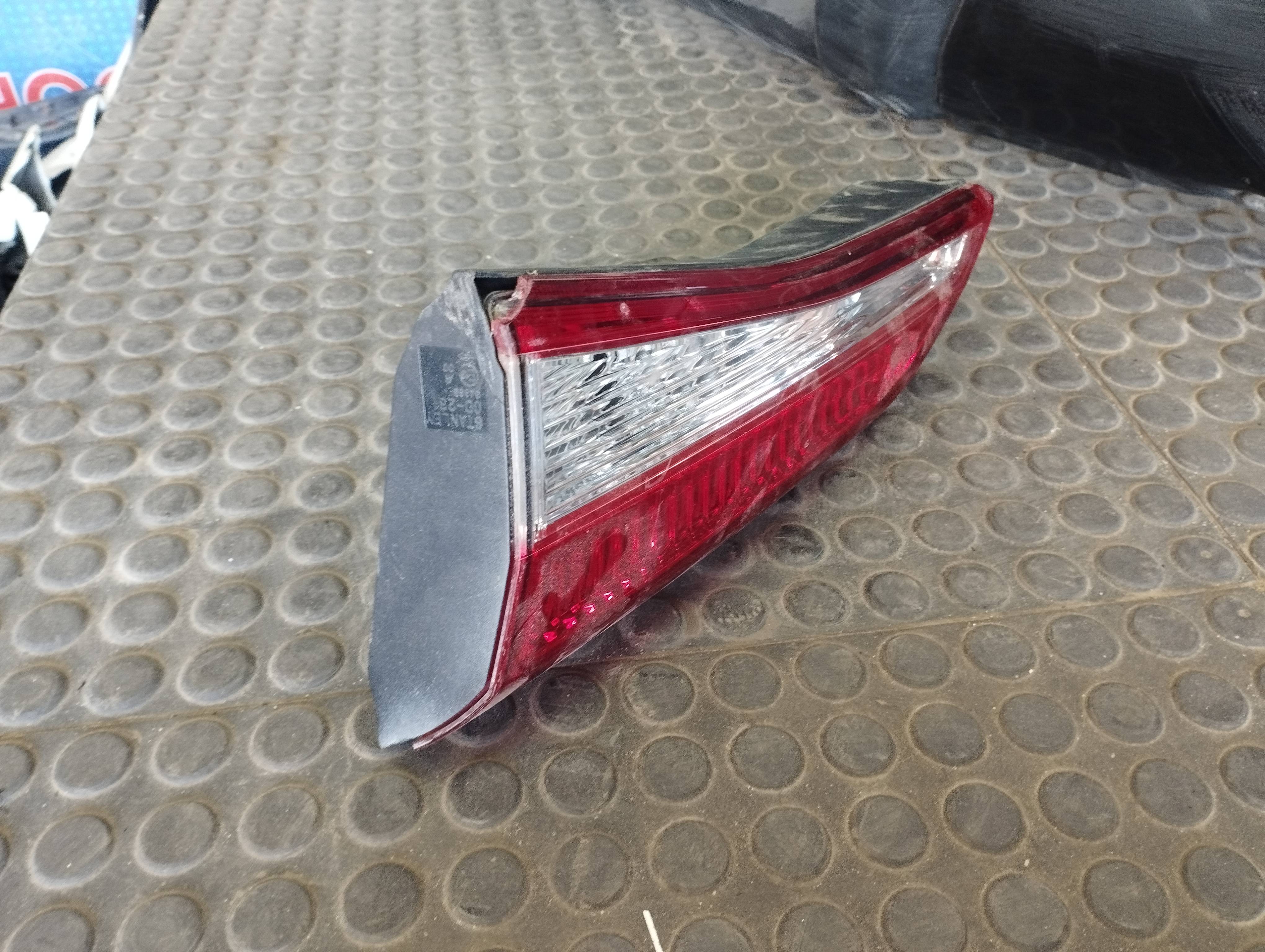 Lanterna Da Mala Traseira Corolla 15 A 19 - Imagem 2