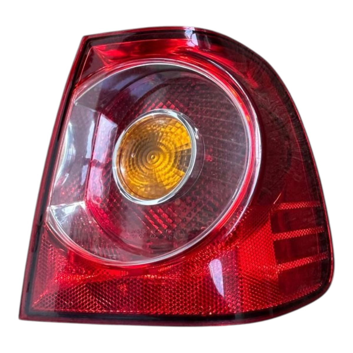 Lanterna Traseira Direita Polo Sedan 2001 2014 Original Direito/passageiro Vermelha