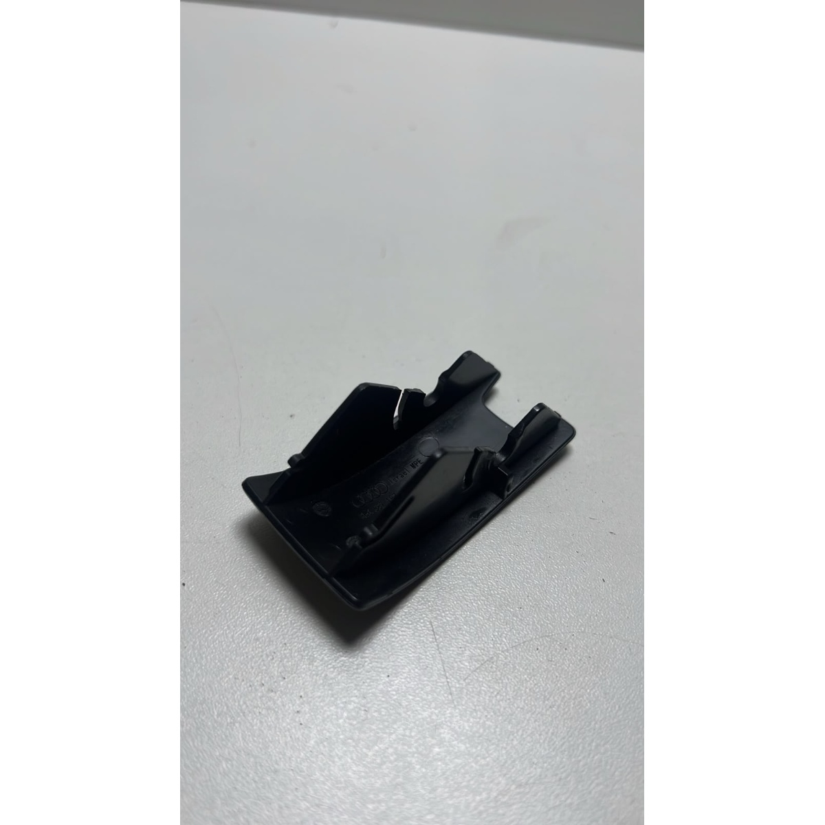 Acabamento Assento Banco Traseiro A4 2017 A 2019 8w0887187 Preto - Imagem 3