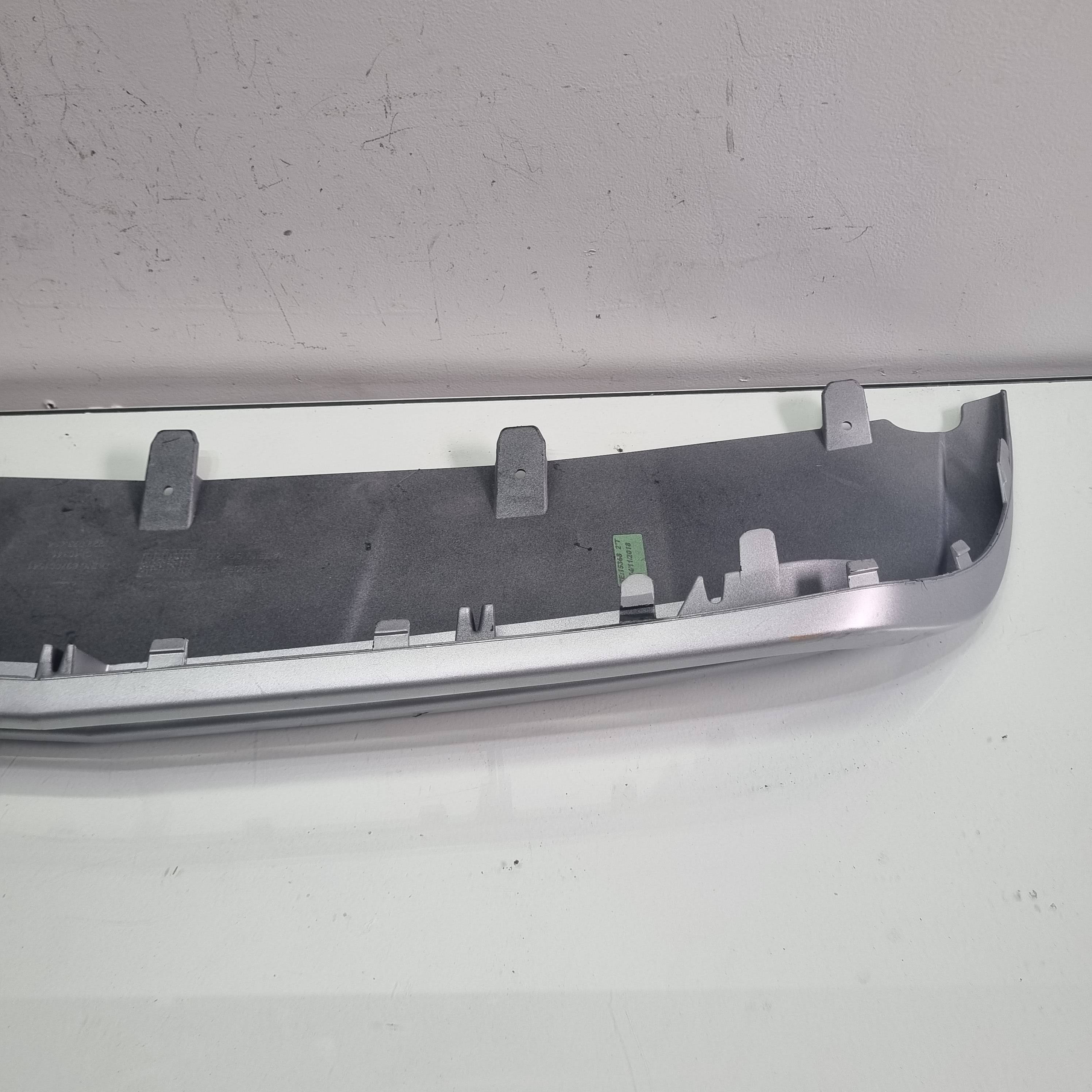 Moldura Inferior do Para-choque Dianteiro Onix - Imagem 5