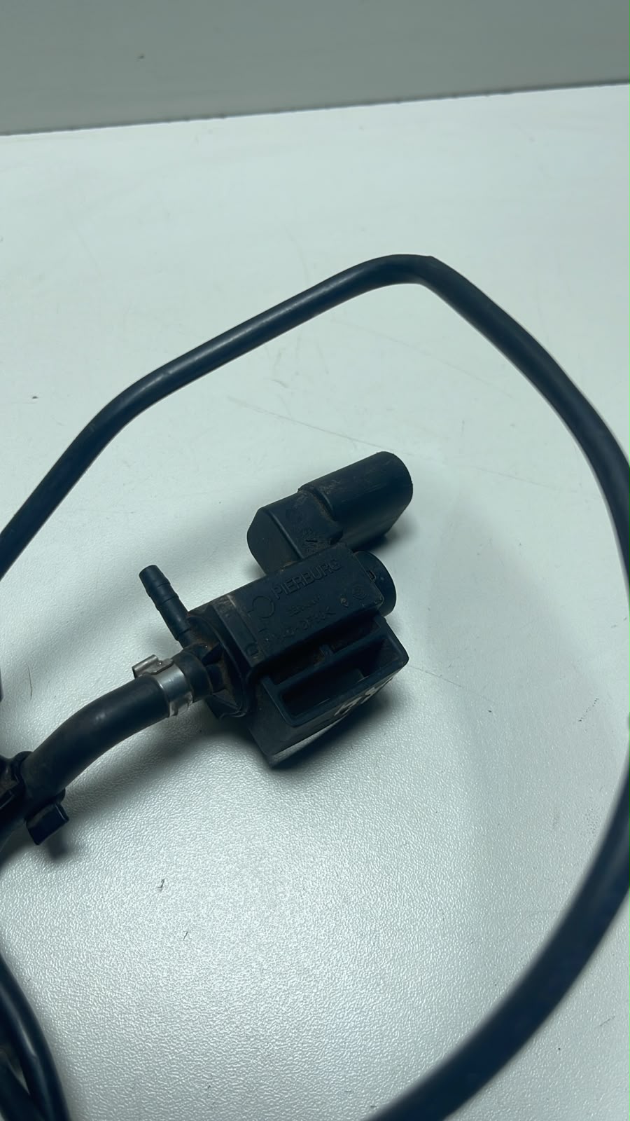 Válvula Solenoide Turbina Golf Jetta Passat A3 A4 037906283c