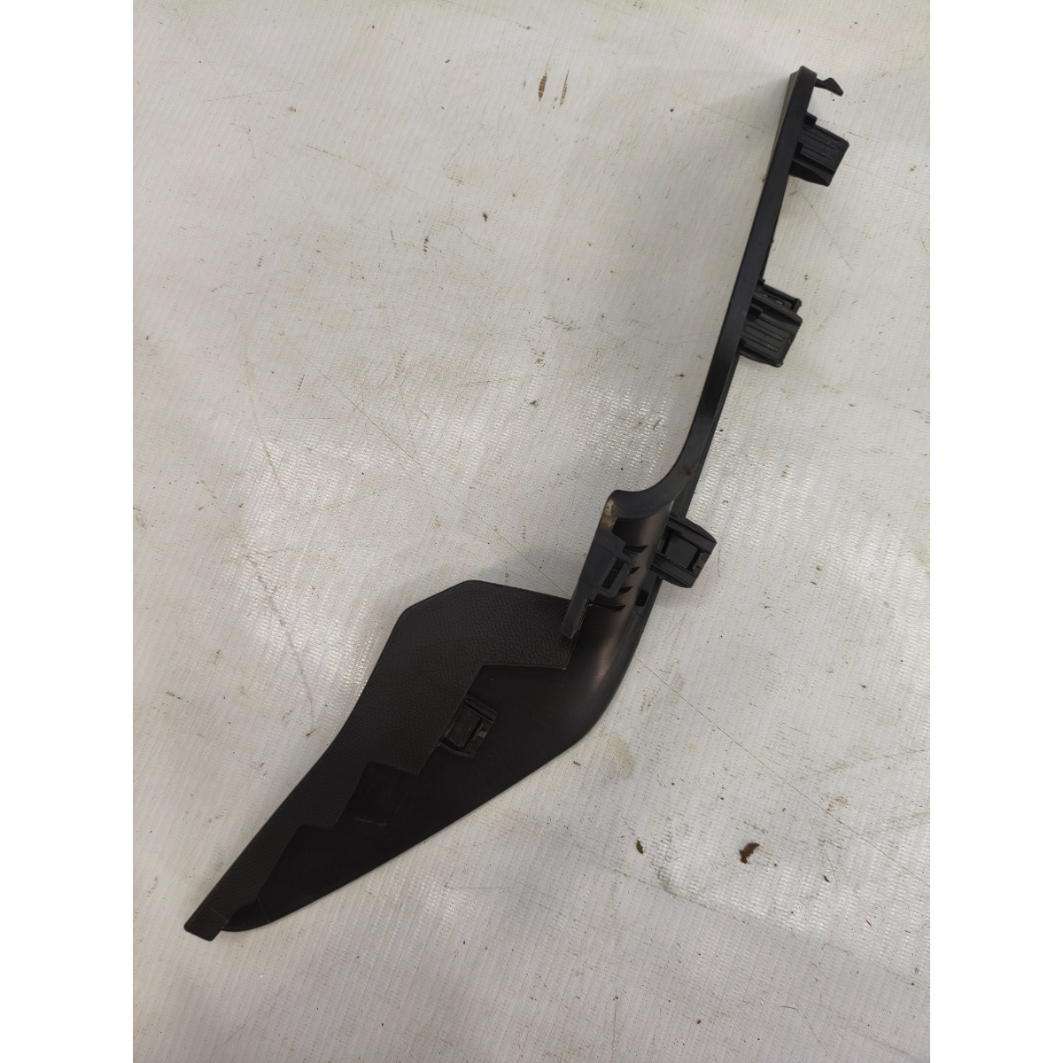 Moldura Console Central Freio Mao Peugeot 208 9830411280 - Imagem 4
