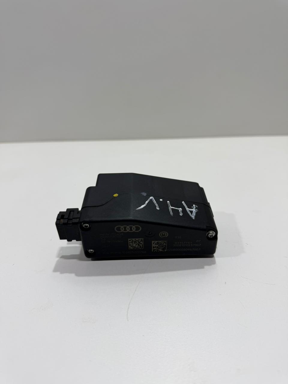 Modulo Trava Da Ignição Audi A4 Avant 2009 A 2015 Original