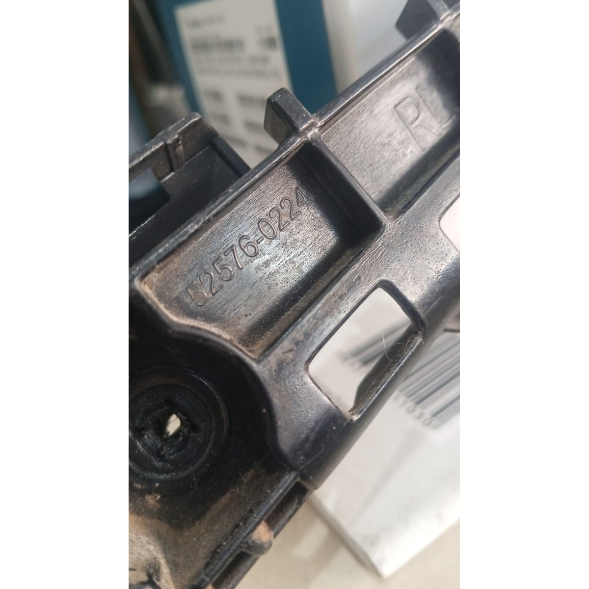 Guia Do Para-Choque Corolla 20/24 Traseiro Direito - Imagem 3