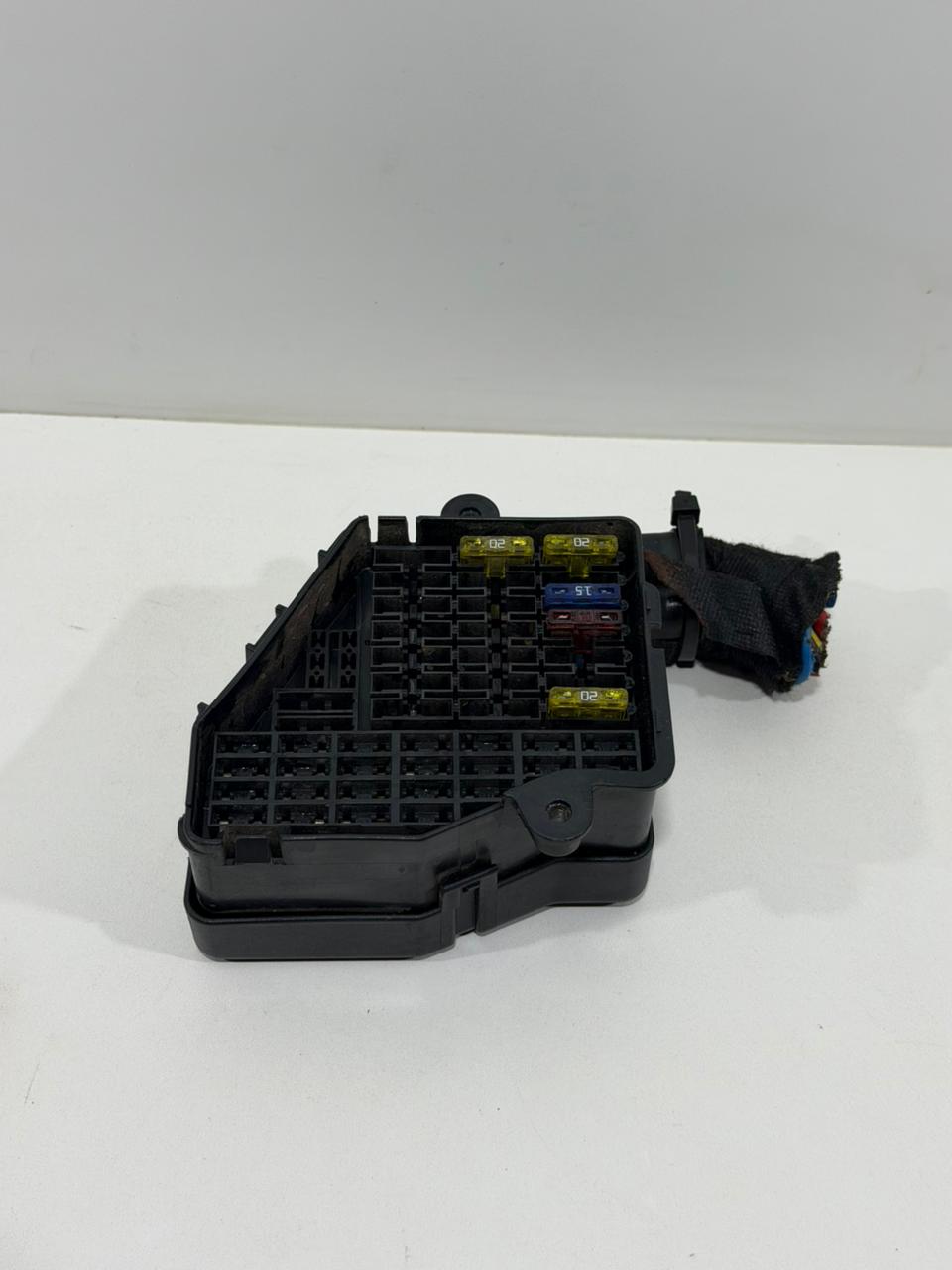 Caixa Fusível Vw Golf 1.6 8v C/abs Sportline 8D1941824 - Imagem 5