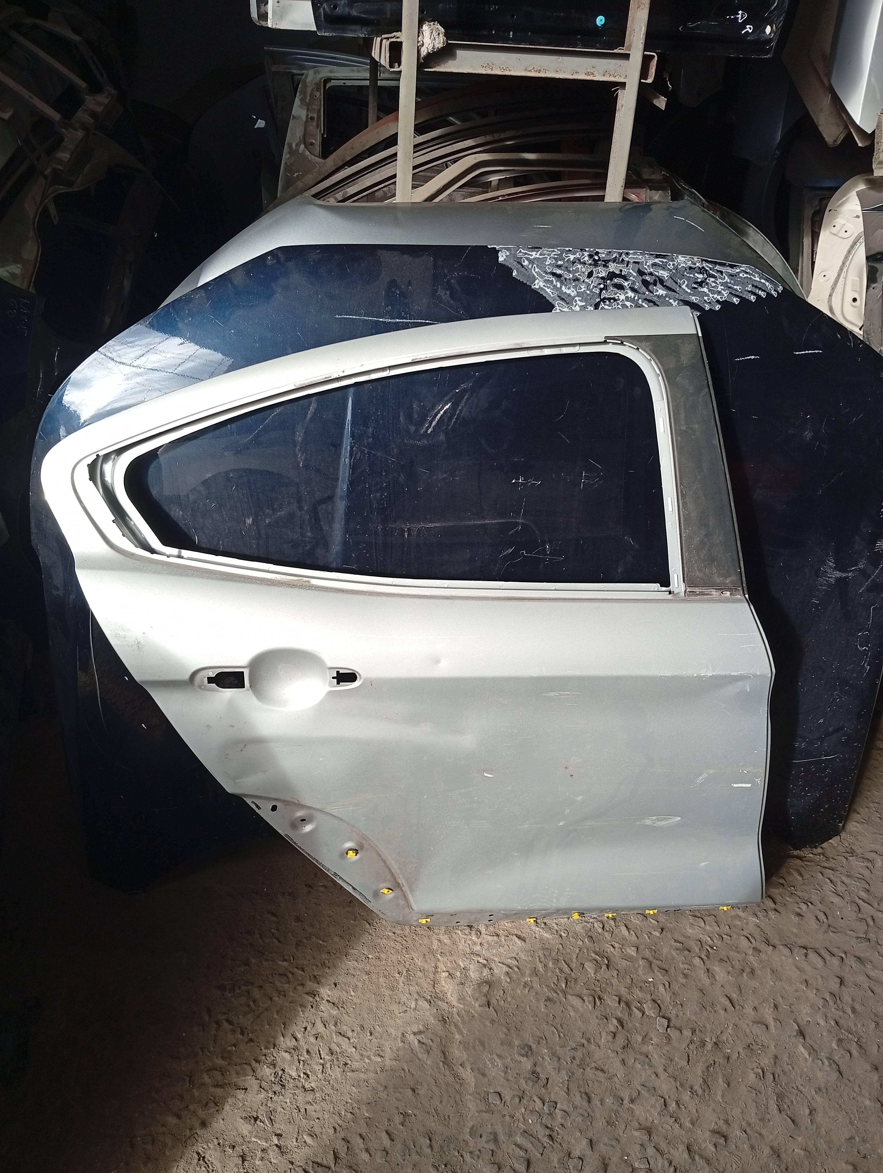 Porta Traseira Esquerda Fiat Fastback 2023 2024 2025