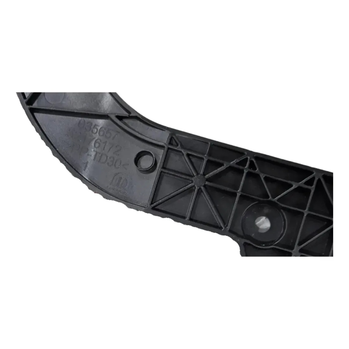 Suporte Central Do Parachoque Tras Fastback - Imagem 3