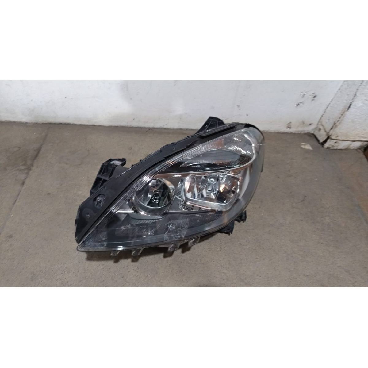 Farol Esquerdo Mercedes B200 W246 2012-2015 Esquerdo/motorista - Imagem 2