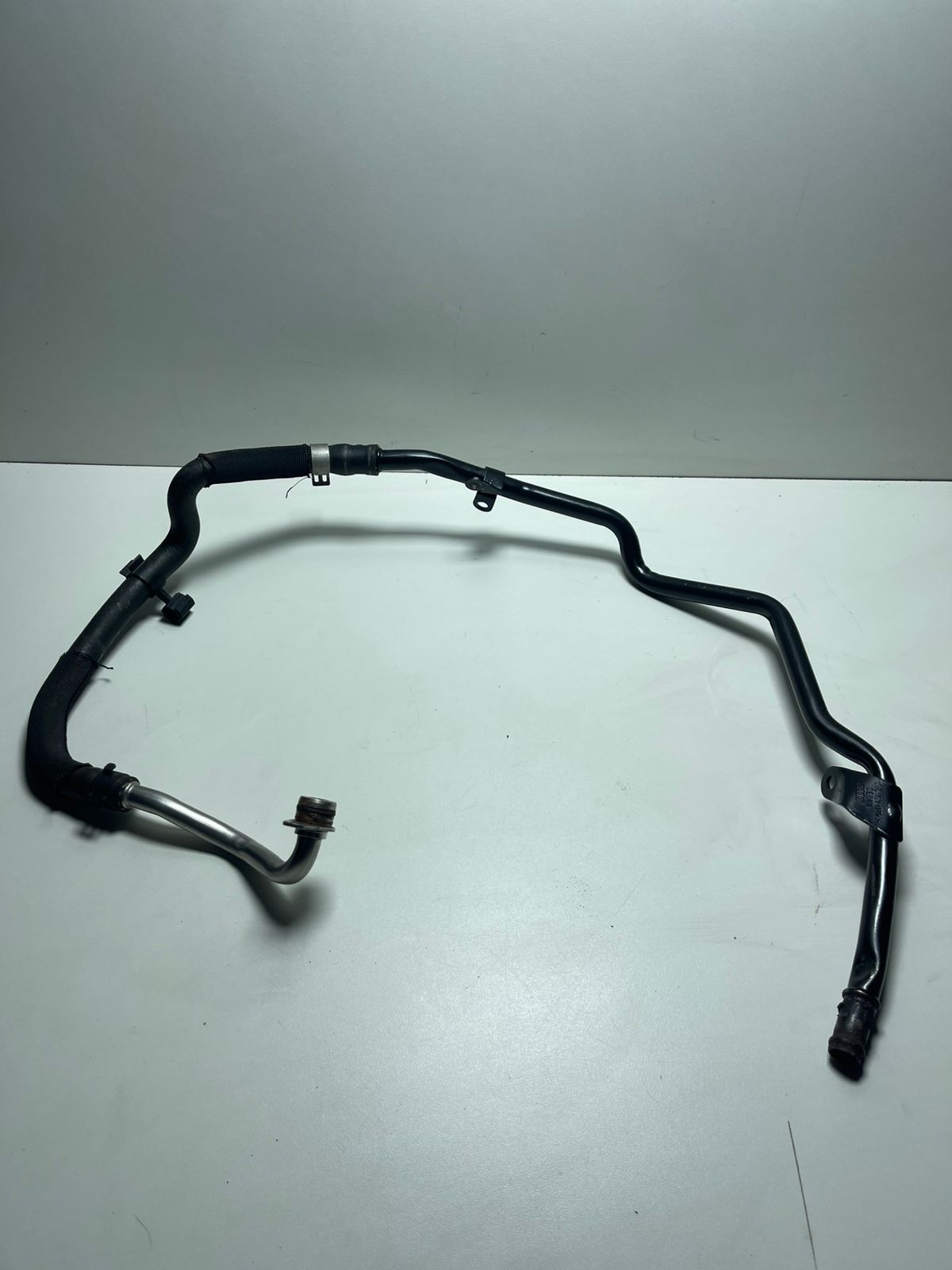 Cano Ferro Água Motor Audi A5 2.0 Tfsi 2019 06l121075s
