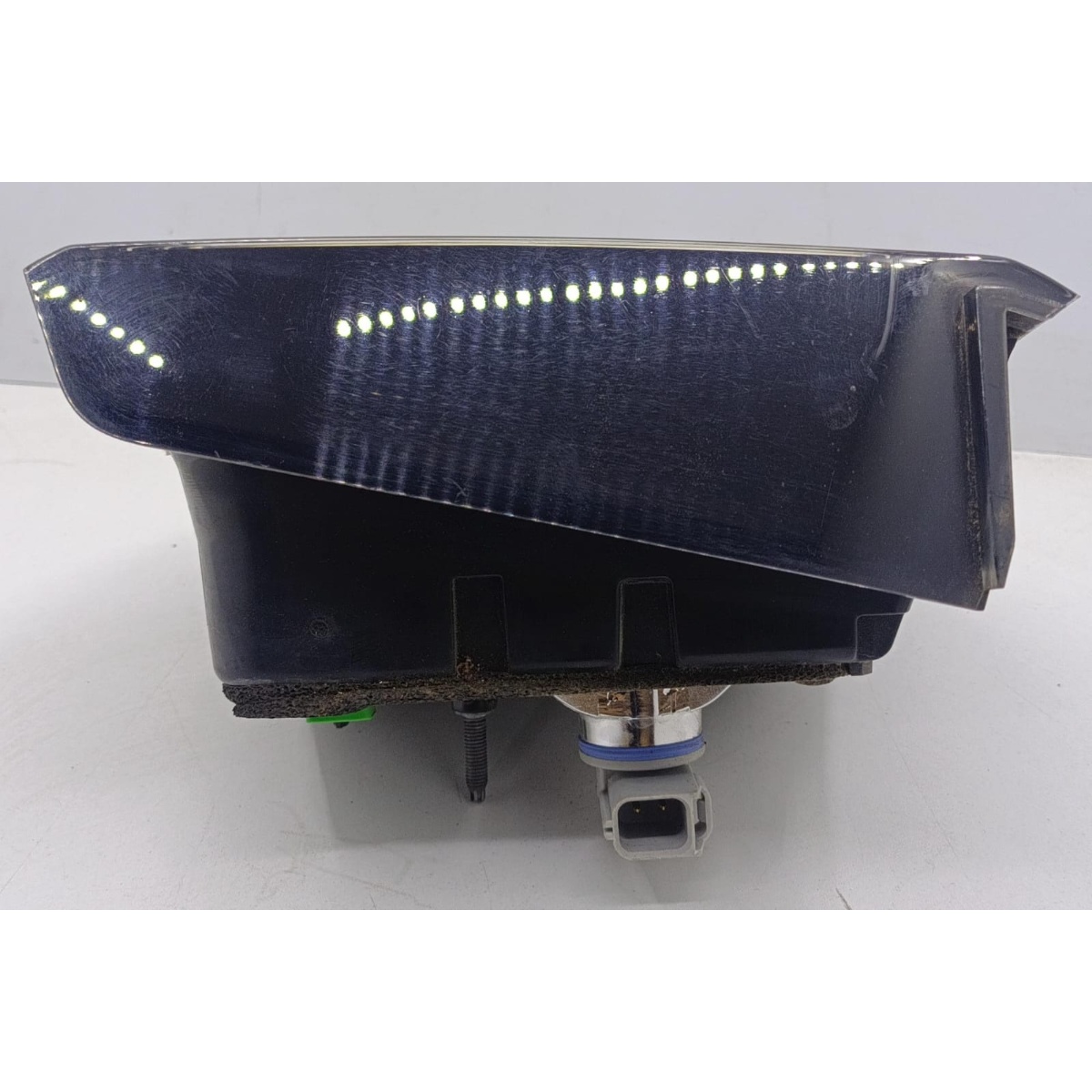 Lanterna Traseira Esquerda tampa Land Rover Discovery Sport - Imagem 3