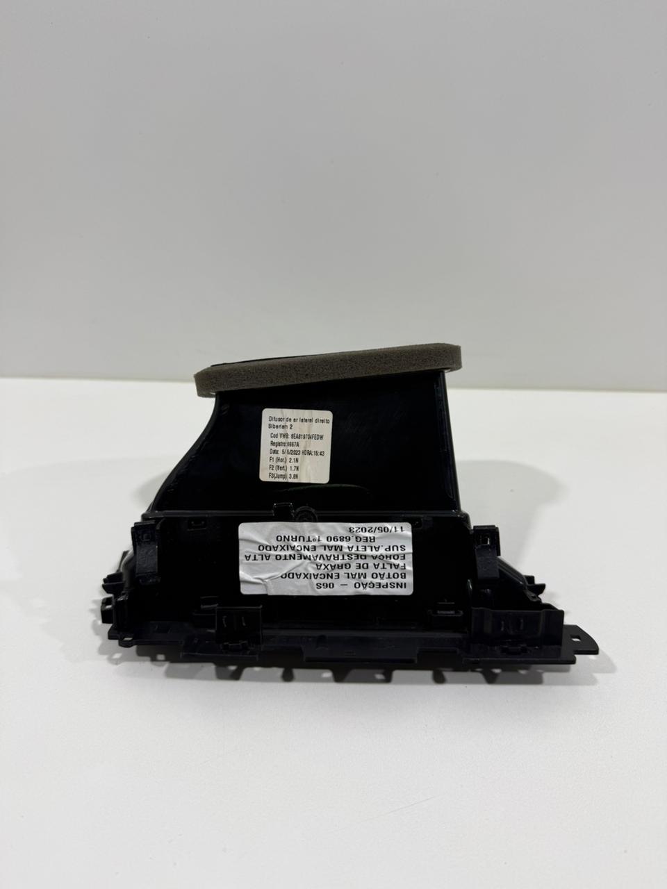 Difusor de Ar Direito VW Polo 6EA819704 - Imagem 3