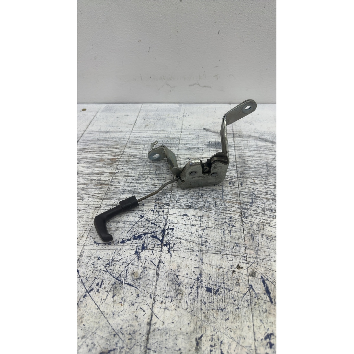 Fechadura Traseira Esquerda Banco Toyota Etios