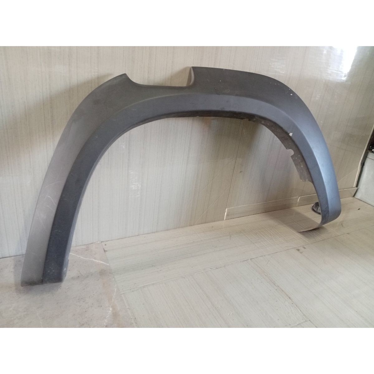 Moldura Paralama Esquerdo Mitsubishi L200 2024 Original Preto - Imagem 2