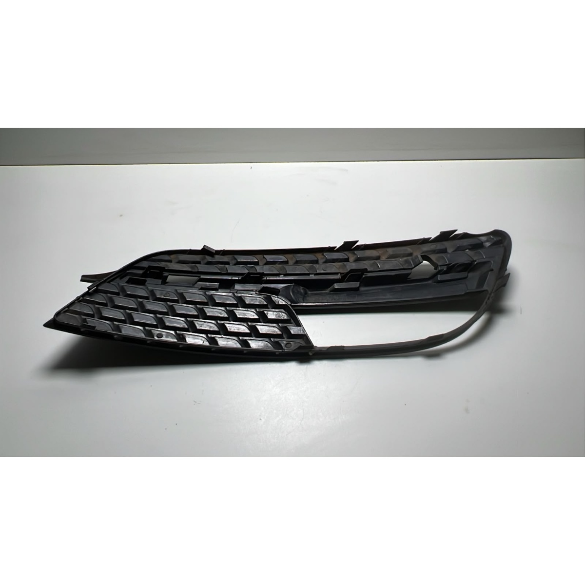 Grade Farol Milha L. Esq Audi A5 2012 A 2016 8t0807681h Preto Esquerdo - Imagem 4