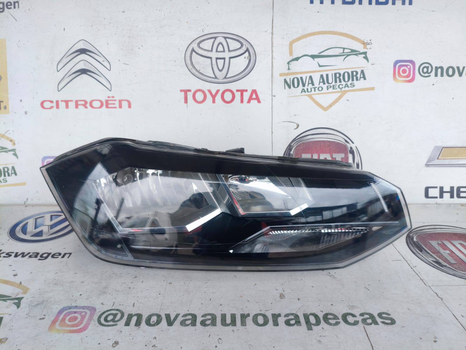 Farol Principal Polo 2018 LD - Imagem 1