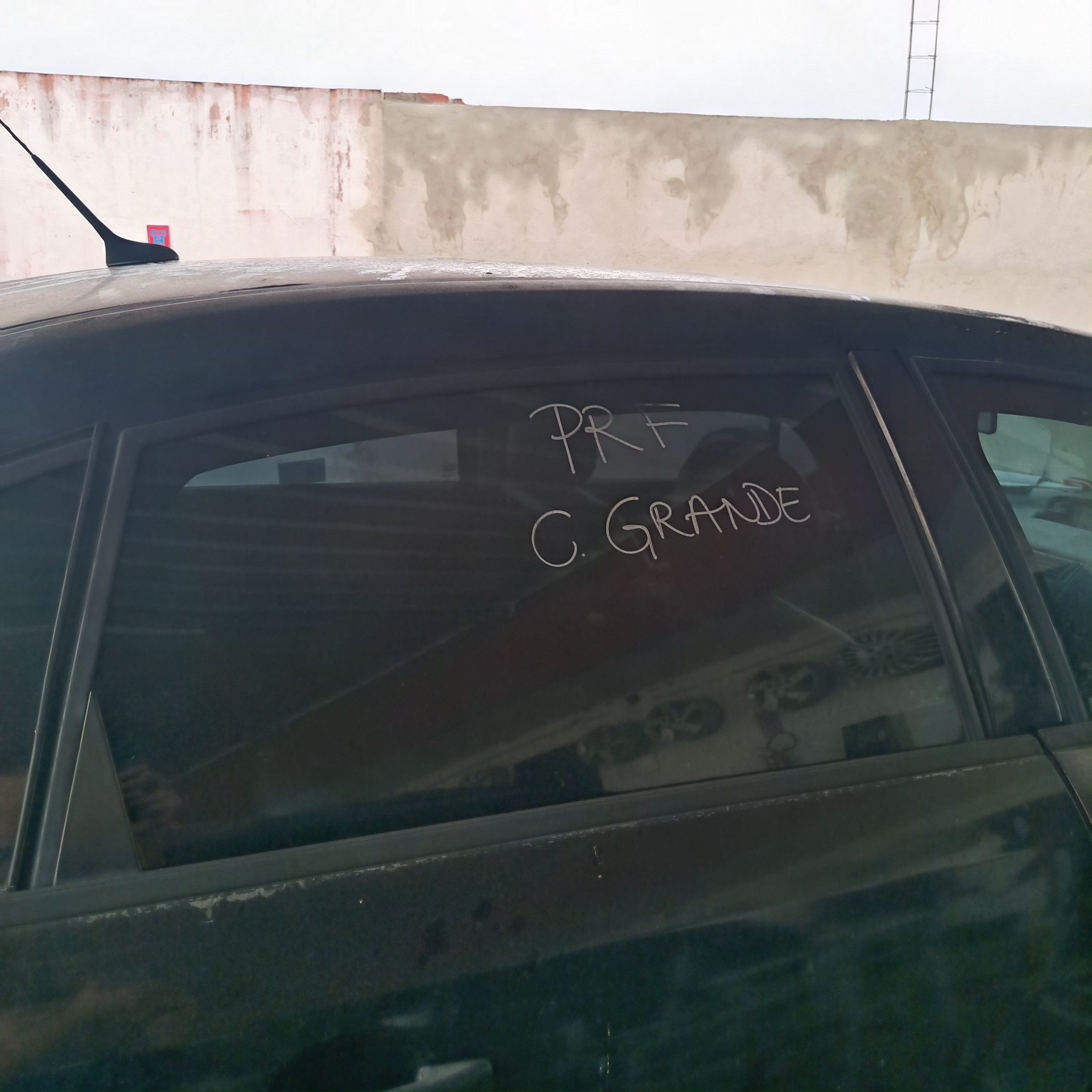 VIDRO PORTA TRASEIR ESQUERD CITROEN C4 PALLAS - Imagem 4