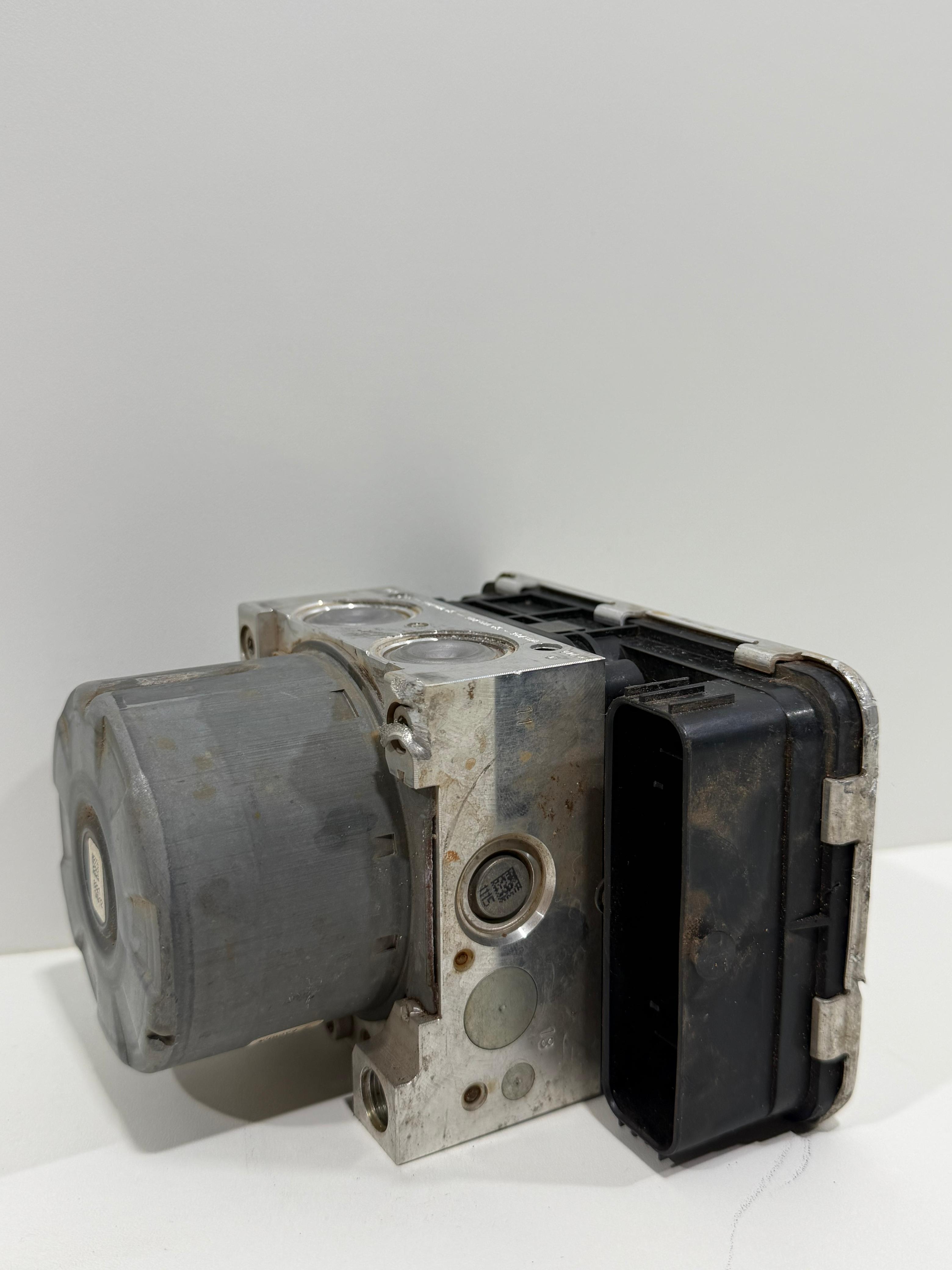 Módulo De Freio Abs 5Q0614517GB Vw Taos - Imagem 2