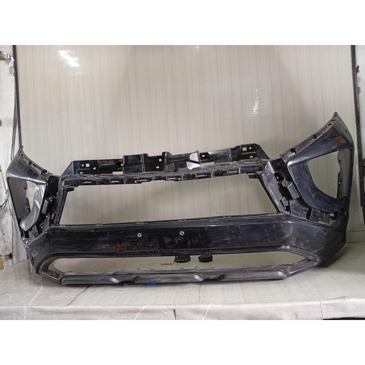 Para-Choque Dianteiro Mitsubishi Eclipse Cross Com Avaria