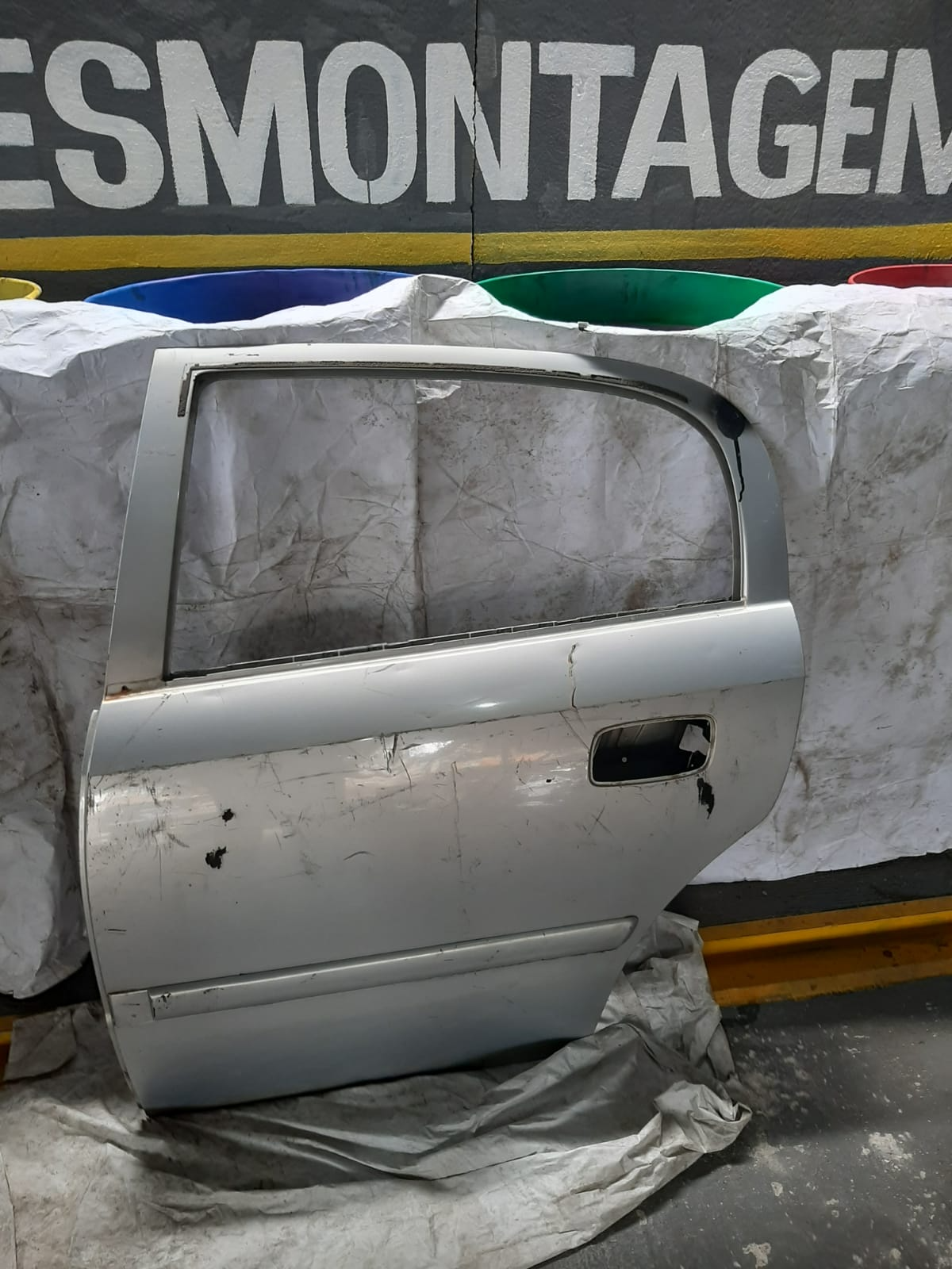 PORTA TRAS ASTRA 00/06 SEDAN LE PRATA