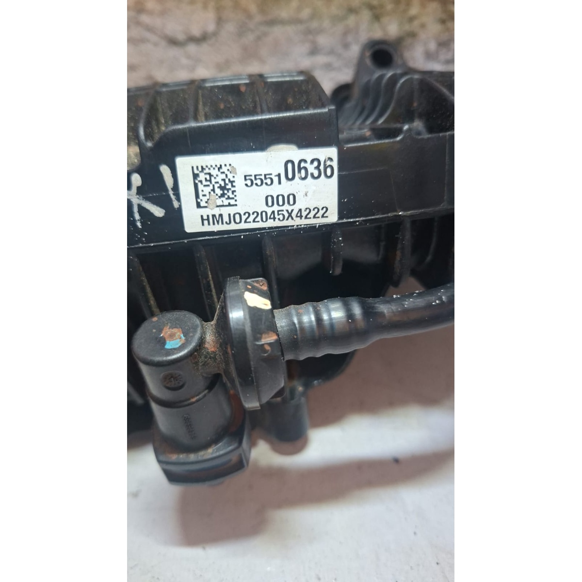 Coletor Admissão Onix 1.0 3cc Turbo Tracker Premier 55496676 - Imagem 3