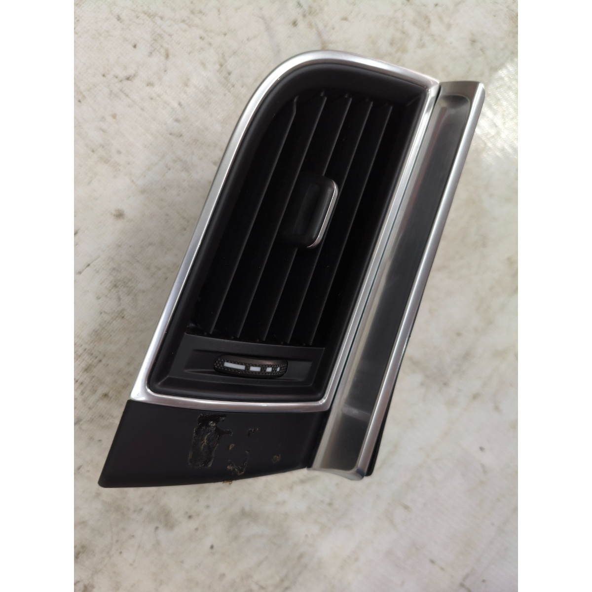 Difusor Ar Esq Porsche Macan 15 A 18 95B857189H - Imagem 2