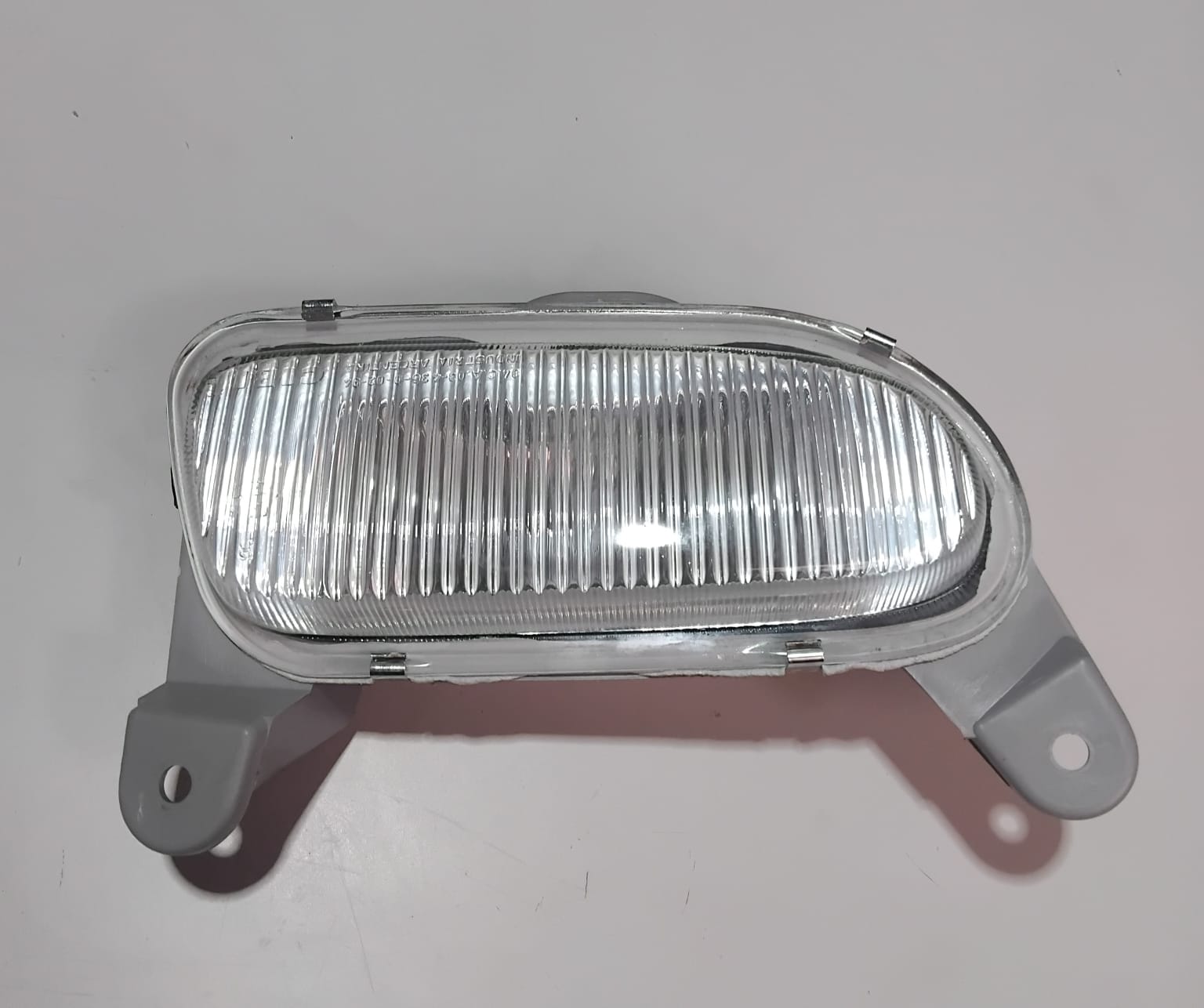 FAROL AUXILIAR LOGUS POINTER  1993/1996 LADO DIREITO NOVO